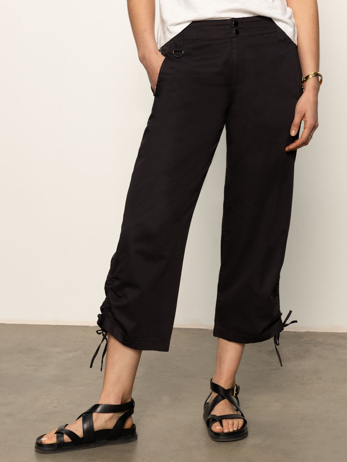 High Rise Utility Capri Pants for Women - Stretchy Black Workout & Lounge Pants - Perfect for Yoga, Running, and Casual Wear