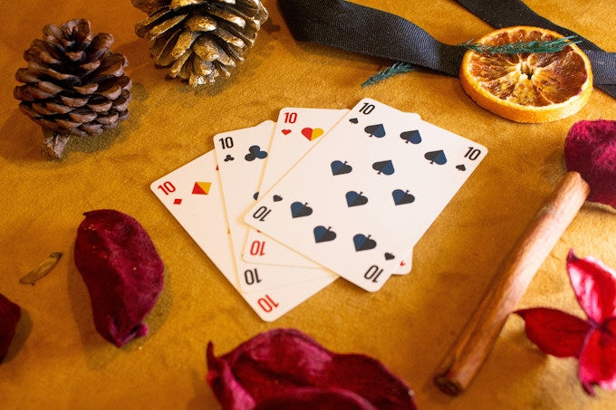 Premium Exploration-Themed Playing Cards - Unique Adventure Deck for Poker, Magic Tricks & Collectors - Perfect for Game Nights, Travel & Gifts