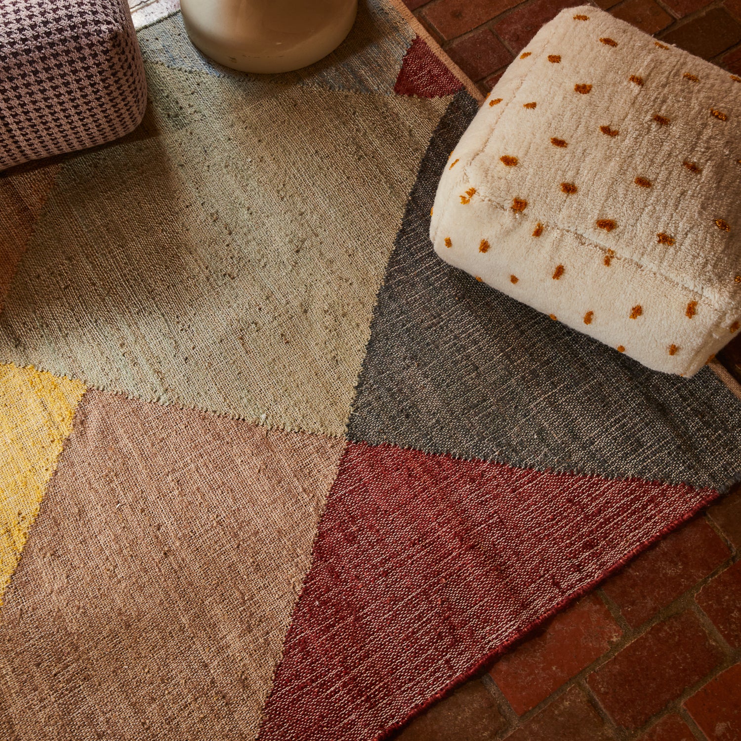 Faye Jute Rug - Natural Eco-Friendly Handwoven Area Rug for Living Room, Bedroom & Boho Decor | Soft & Durable Floor Mat for Home & Office
