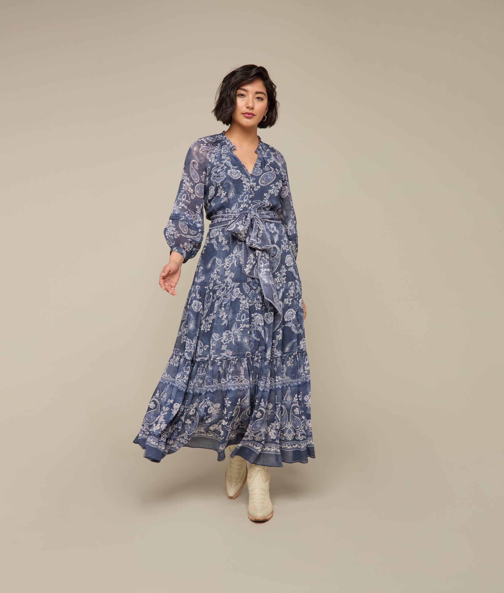 Elegant Iris Floral Print Dress in Blue Multi - Perfect for Spring Weddings, Garden Parties & Casual Outings