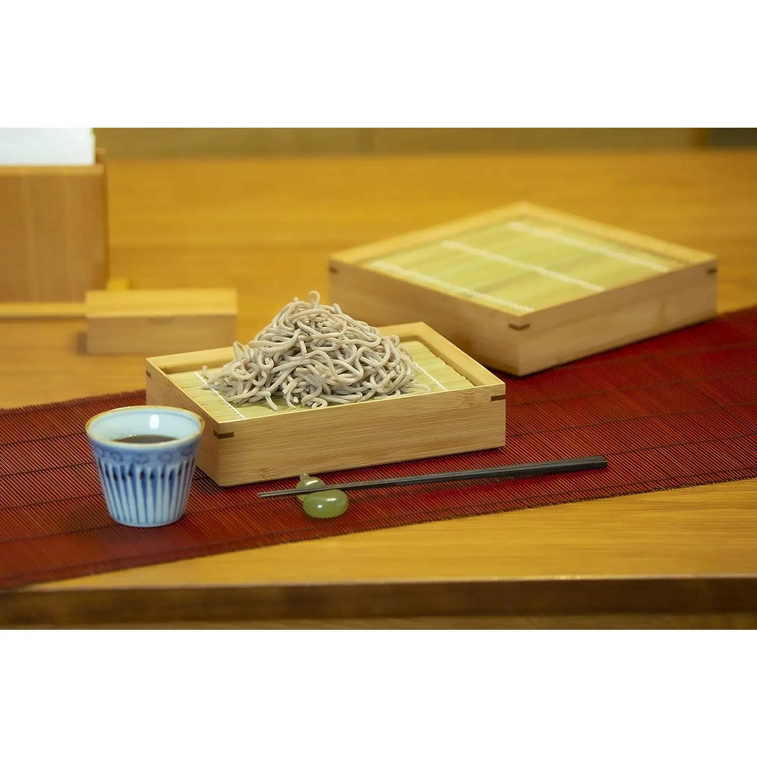 Manyo Bamboo Square Soba Noodle Serving Box - Eco-Friendly Japanese Bento Lunch Box for Sushi, Noodles & Meal Prep - Perfect for Home, Office & Picnics