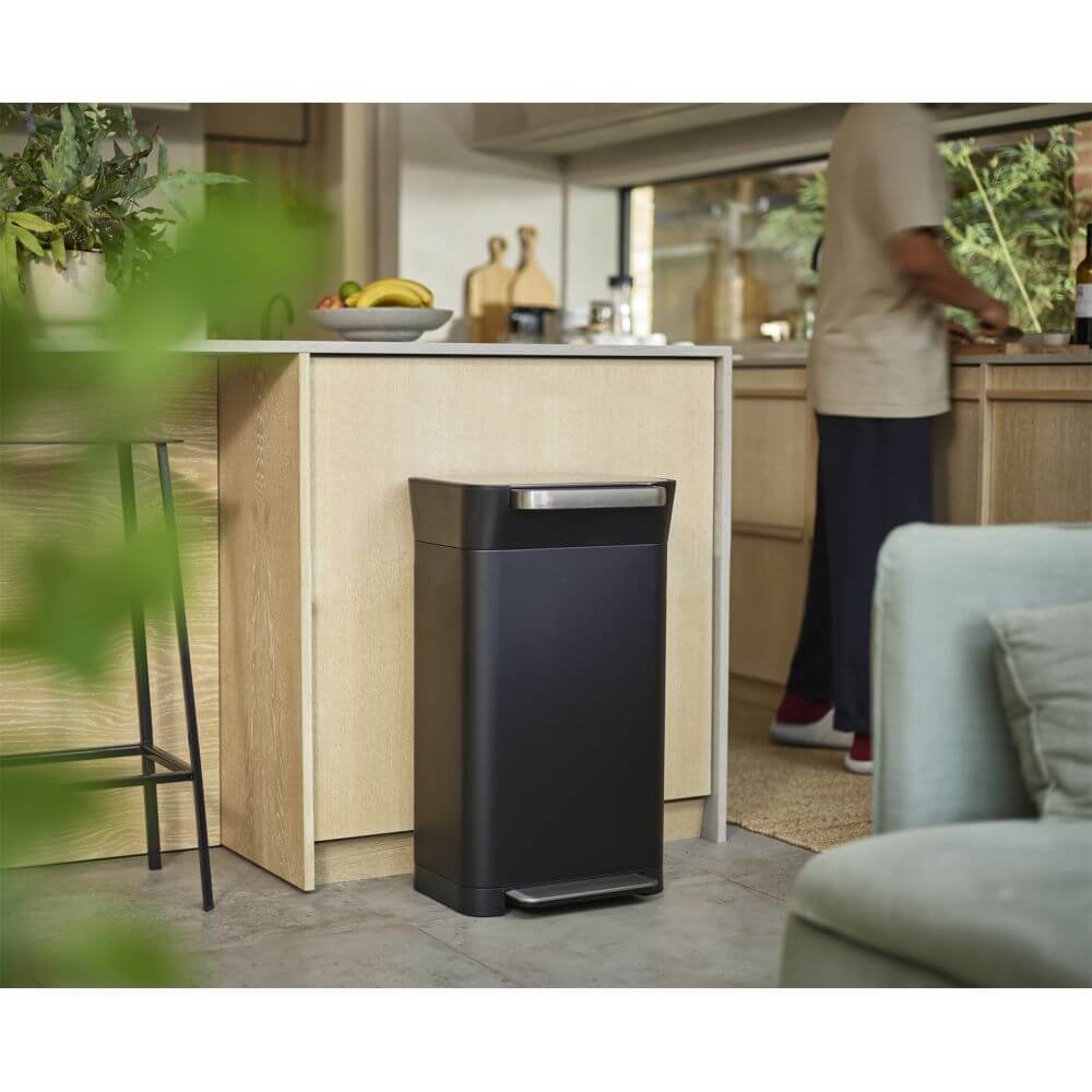 Joseph Joseph 30L Titan Trash Compactor Kitchen Bin - Black | Space-Saving Garbage Can with Odor Control for Small Kitchens, Apartments & Offices