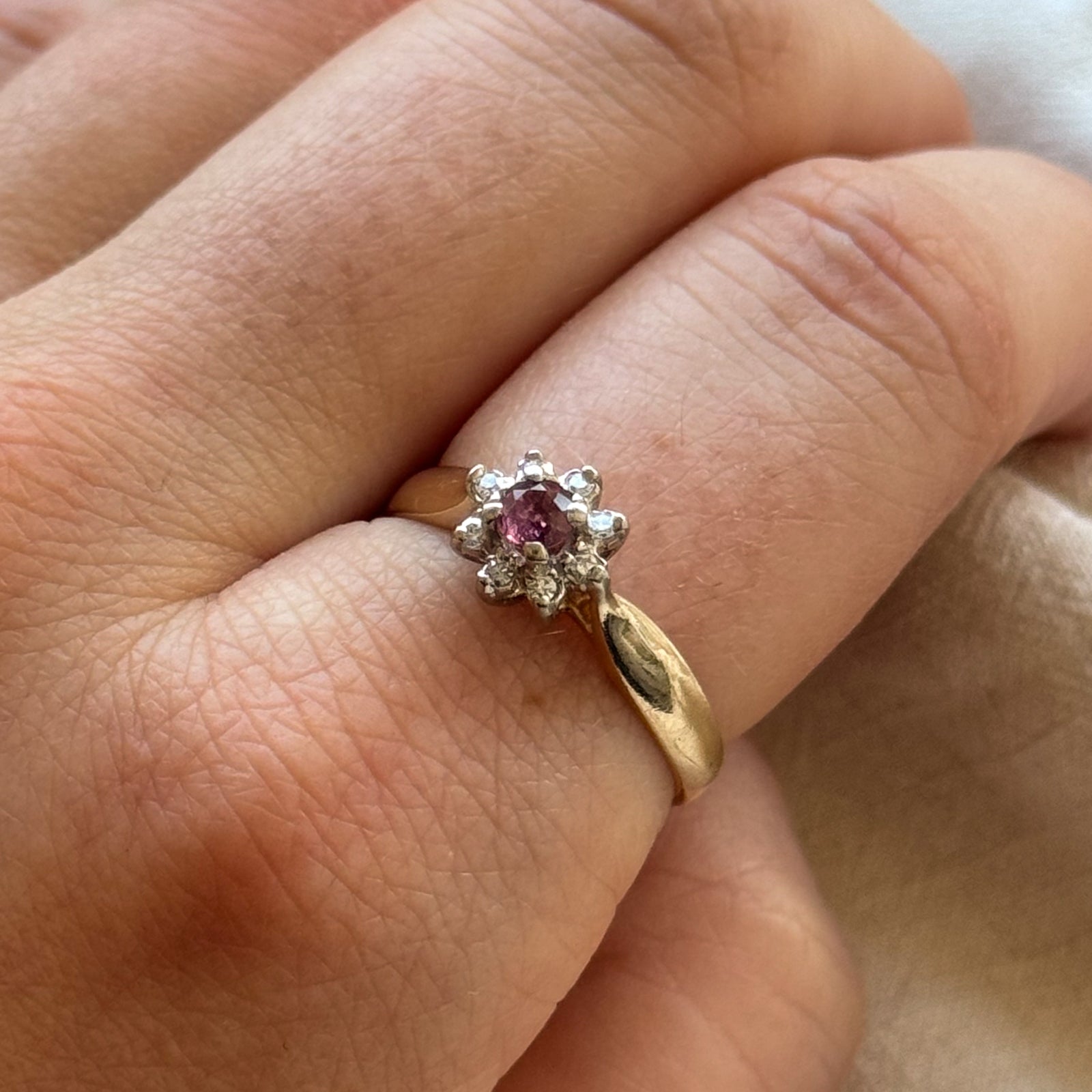 Exquisite Ruby & Diamond Halo Ring - 0.21ct Center Stone & 0.08ctw Accent Diamonds - Size 8.5 - Perfect for Anniversary Gifts, Engagement Rings & Special Occasions