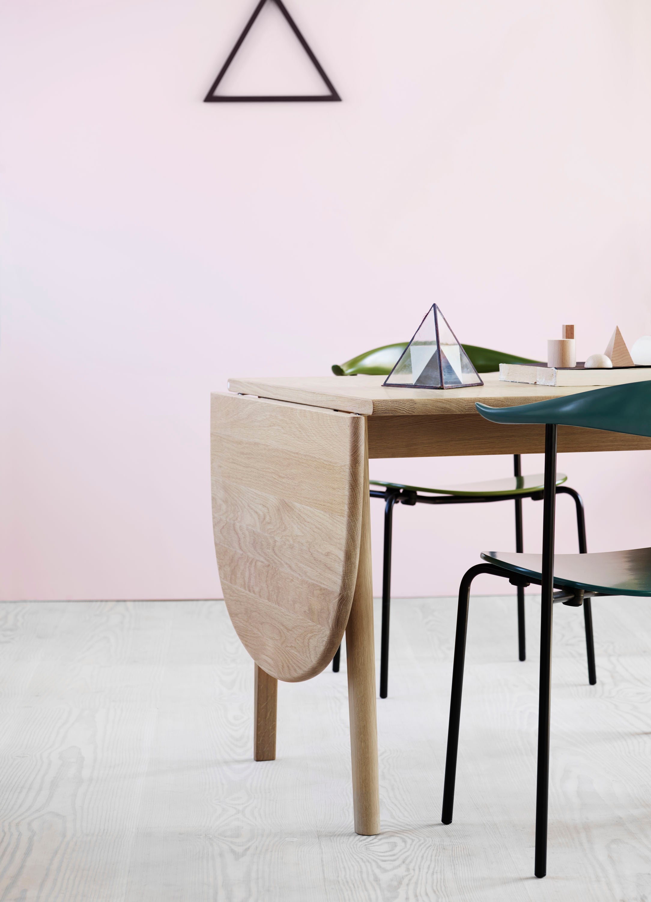 Ch002 Modern Dining Table - Elegant Wooden Kitchen Table for Home & Restaurant Use | Perfect for Dining Rooms, Kitchens, and Cafes