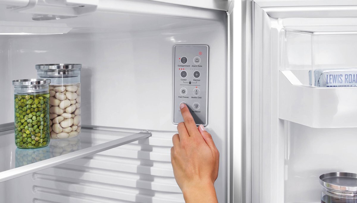 Fisher & Paykel 494L Bottom Mount Refrigerator with ActiveSmart Technology - Stainless Steel RF522BRPX6 | Energy Efficient French Door Fridge for Modern Kitchen & Open Plan Living Spaces