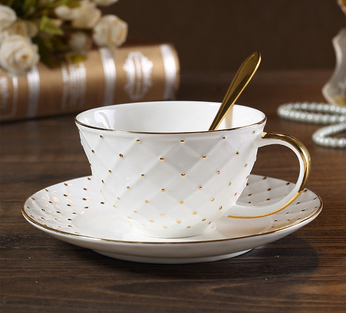 Elegant Ceramic Tea Cup Set with Saucers - Unique Bone China Porcelain Tea Cups in Gift Box, Perfect Birthday Gift for Women - Beautiful British Style Tea Set for Afternoon Tea, Home Decor & Gifting