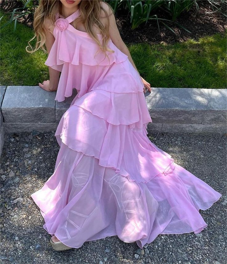 Elegant Pink Chiffon Halter Neck Floor-Length Prom Dress with Layered Skirt J3711 - Perfect for Homecoming, Formal Dances & Special Occasions