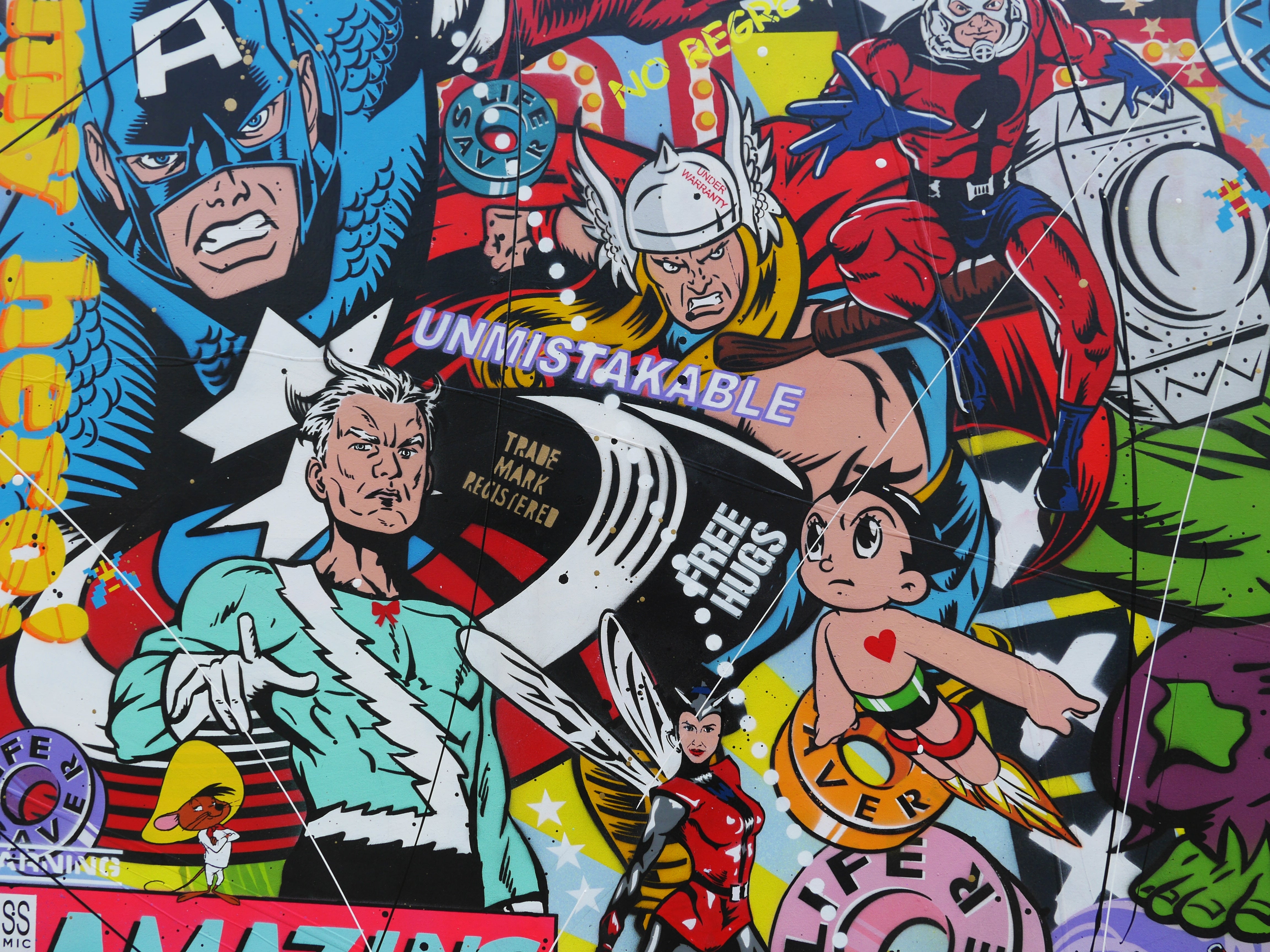 Heroes and More 270cm x 120cm Textured Urban Pop Art Canvas Painting - Modern Wall Decor for Living Room, Bedroom & Office
