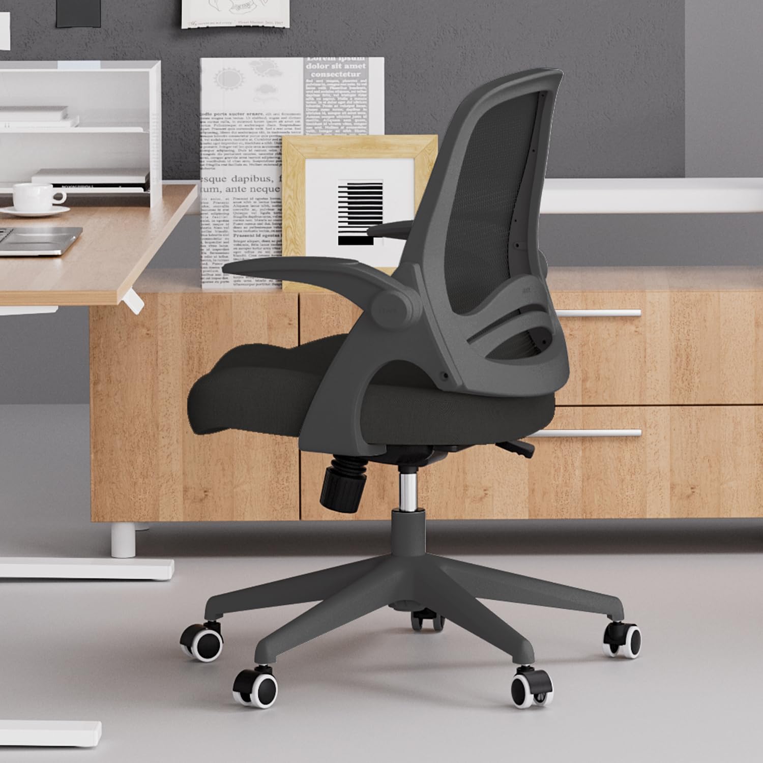 Hbada Ergonomic Office Chair with Flip-Up Armrests & Saddle Cushion - Adjustable Swivel Mesh Computer Desk Chair with S-Shaped Backrest, Black - Perfect for Home Office, Gaming & Workspace Comfort