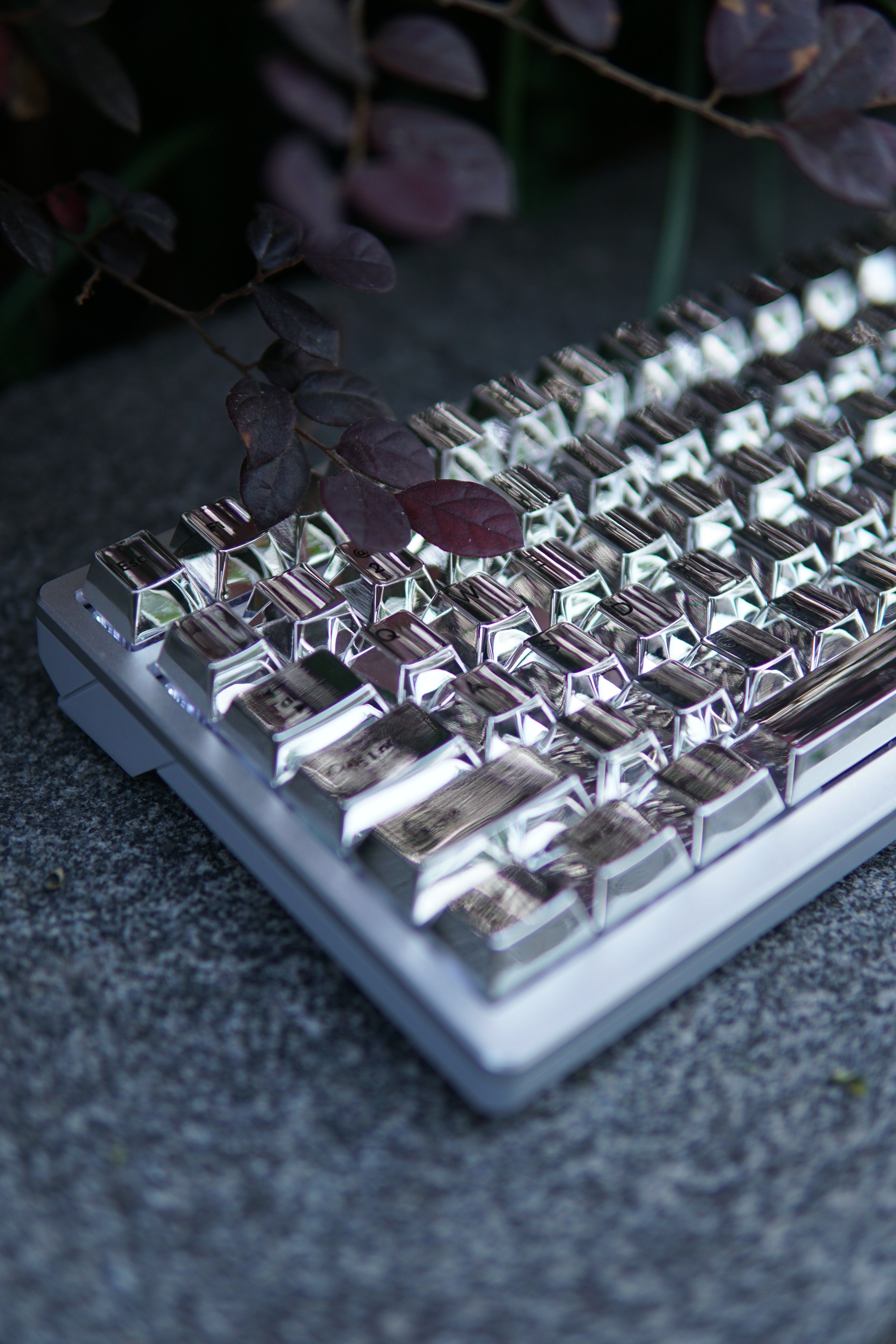 Custom Metallic Keycaps - Silver & Black Lettering, OEM Profile, Full Set Zinc Alloy for 60% 75% 87% 104% Mechanical Keyboards | Perfect for Gaming & Typing Enthusiasts