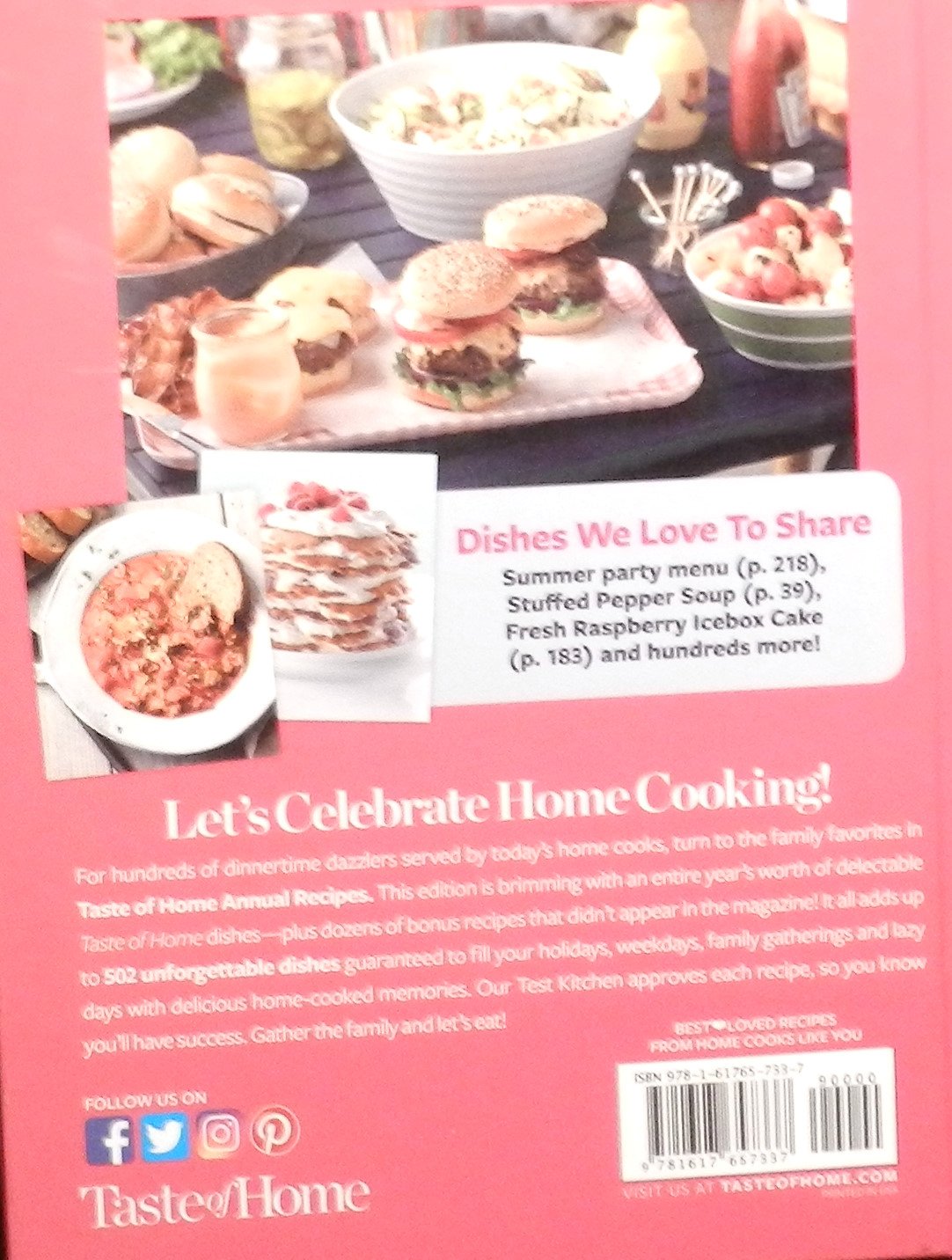 Taste of Home Annual Recipes 2018 - Best Family Cookbook with 500+ Easy Homemade Meals | Perfect for Holiday Cooking, Meal Planning & Family Gatherings