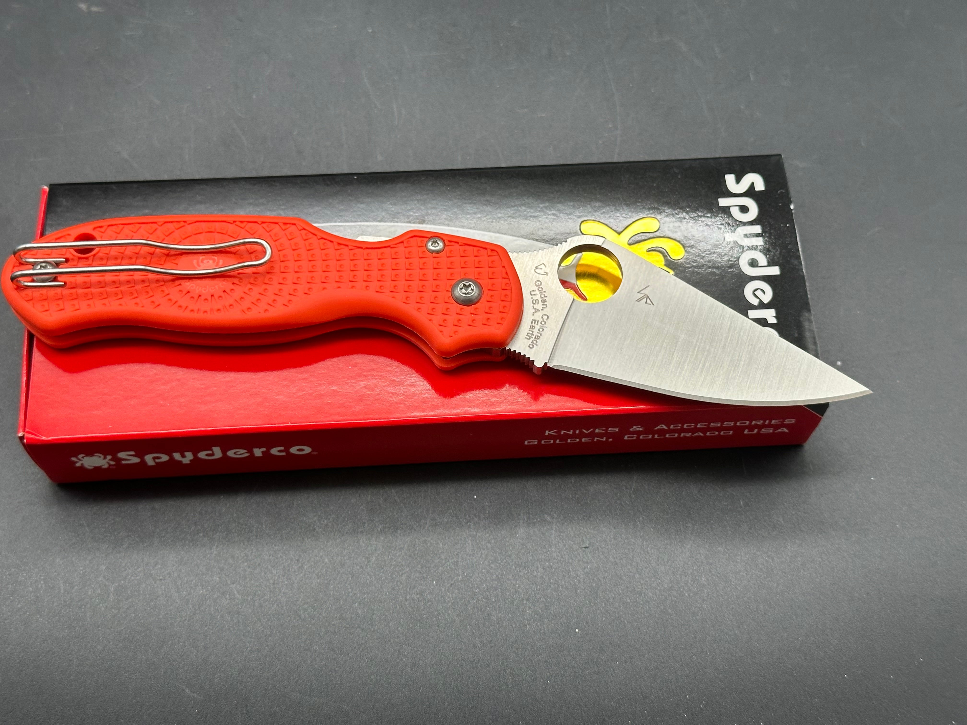 Spyderco Para 3 Lightweight Knife - Cutlery Shoppe Exclusive | 2.93