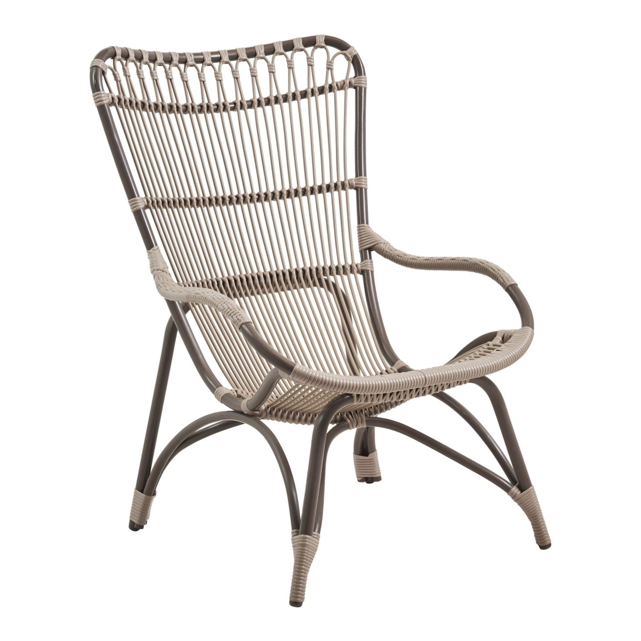 AluRattan™ High Backed Arm Chair - Modern Wicker Patio Lounge Chair for Outdoor, Garden, Poolside & Balcony Relaxation