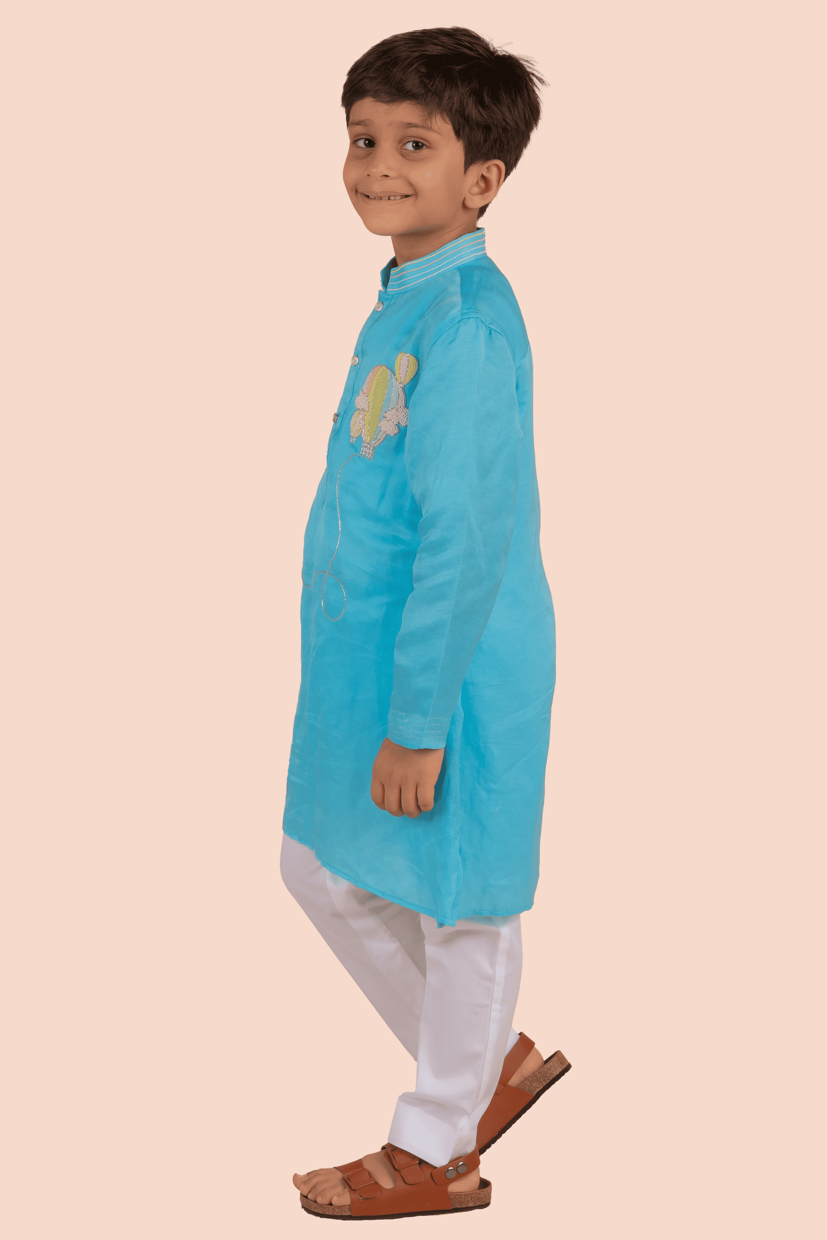 Pre Order: Elegant Kurta Set with Hot Air Balloon Embroidery for Women - Boho Chic Ethnic Outfit for Festivals, Parties & Casual Wear