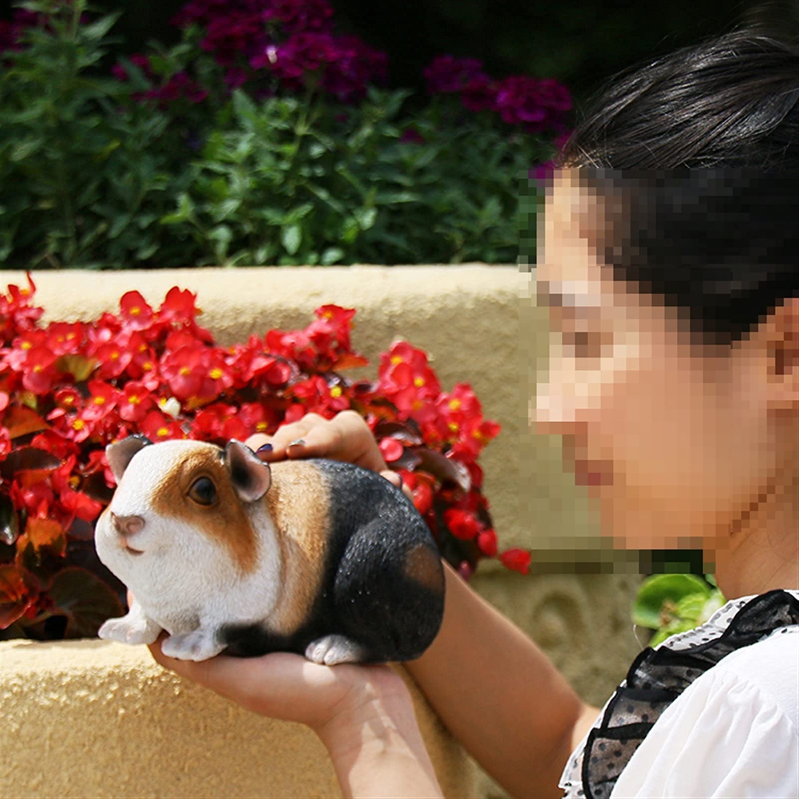 Guinea Pig Garden Statue - 3.9