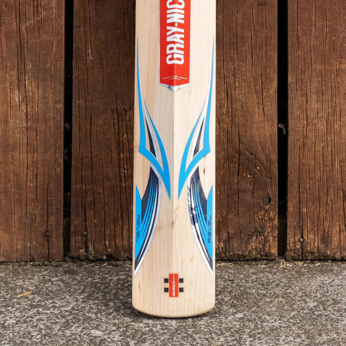 Gray Nicolls Revel Strike Ready Play Junior Cricket Bat - Lightweight & Durable for Kids & Youth - Perfect for Practice, Matches & Training Sessions