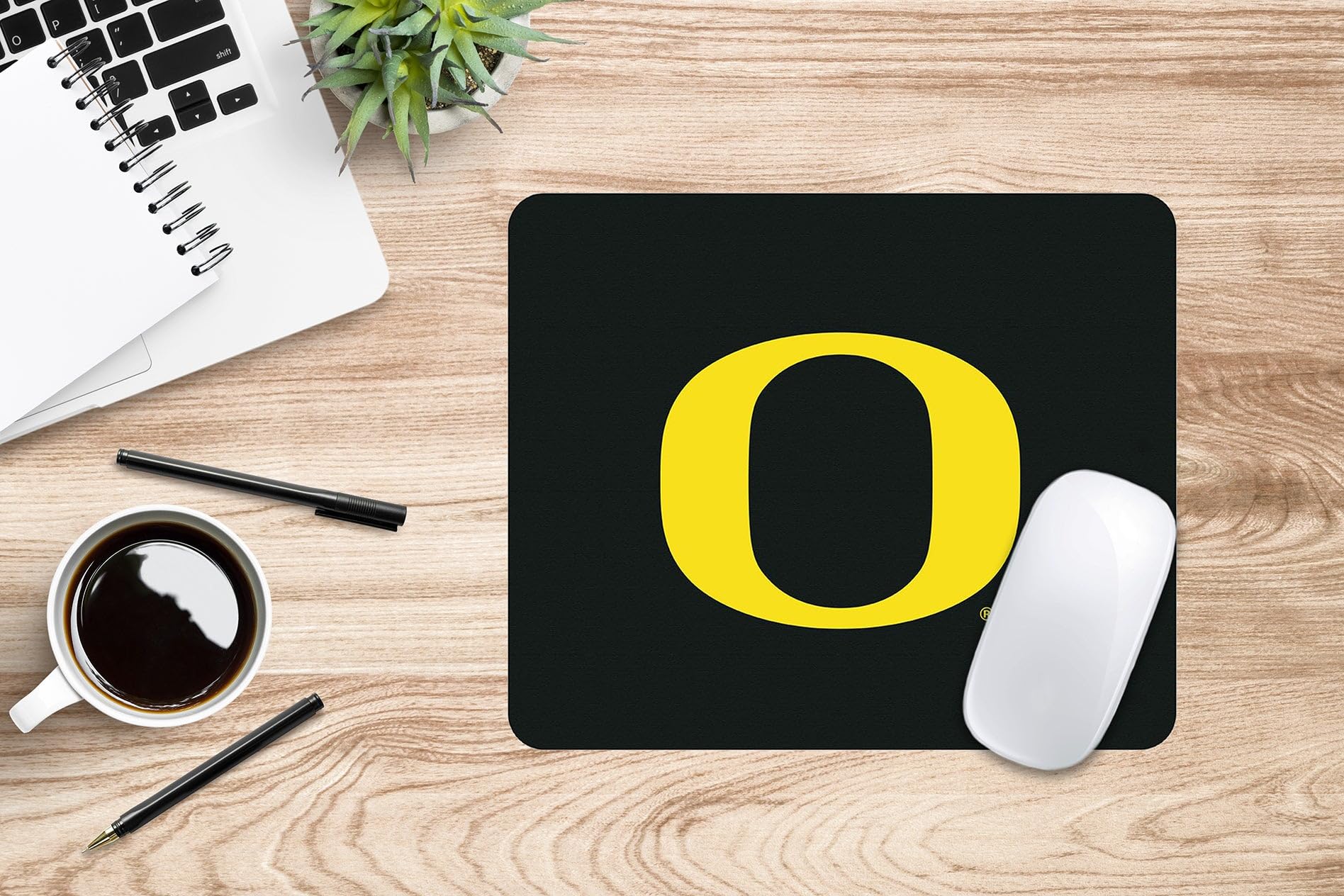 Oregon Ducks Mouse Pad - Non-Slip Fabric Gaming & Office Desk Mat for Computers & Laptops - Perfect for University of Oregon Fans, Students & Alumni - Great for Work, Study & Gaming Setups