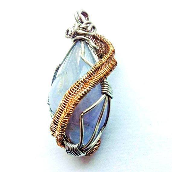 Wire Wrapped Lace Agate Healing Crystal Necklace - Natural Stone Jewelry for Women, Chakra Balancing & Energy Healing - Perfect for Meditation, Yoga, and Spiritual Gifts
