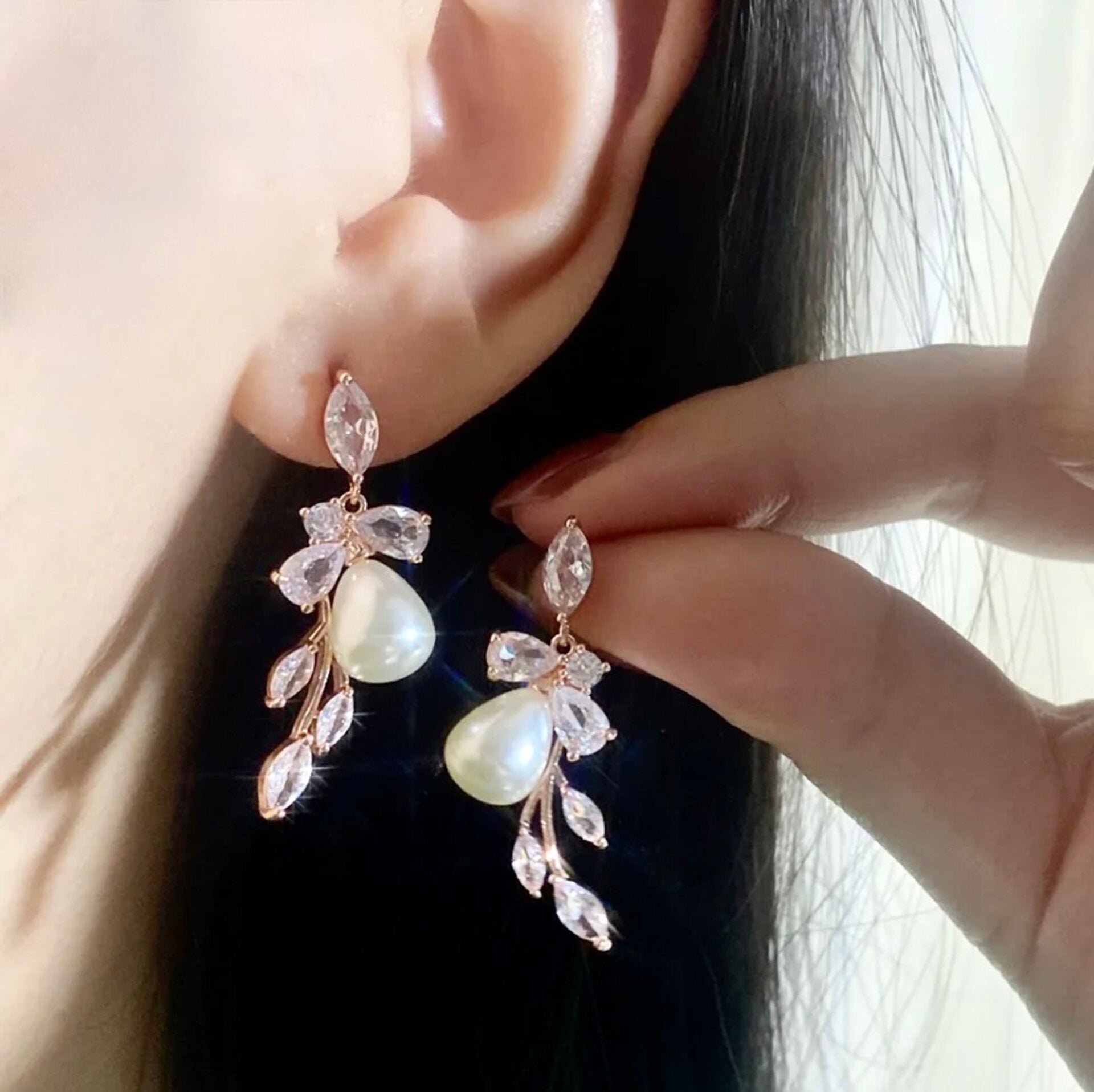 Kyndra Pearl & Cubic Zirconia Bridal Earrings for Women - Rose Gold & Silver Wedding Jewelry - Perfect for Bridal Shower, Engagement & Anniversary Gifts