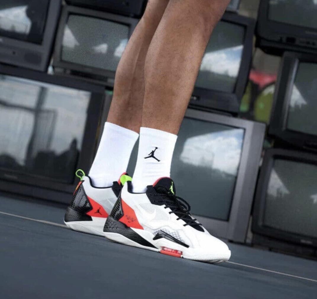 Nike Zoom '92 Men's Basketball Shoes - High-Performance Basketball Sneakers for Men - Perfect for Indoor & Outdoor Court Play, Training, and Casual Streetwear