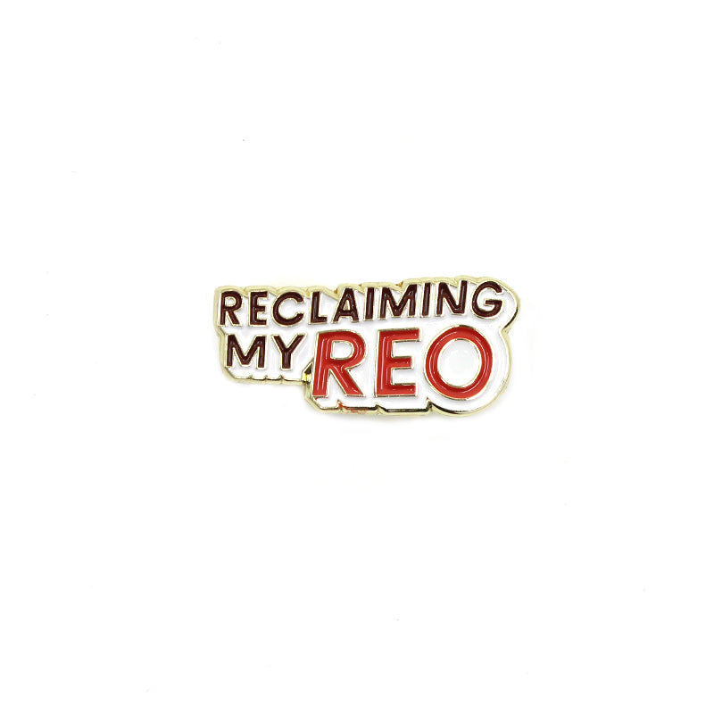 Reclaiming My Reo Māori Enamel Badge Pin - Cultural Pride Accessory by Maimoa Creative | Perfect for Traditional Events, Gifts & Cultural Celebrations