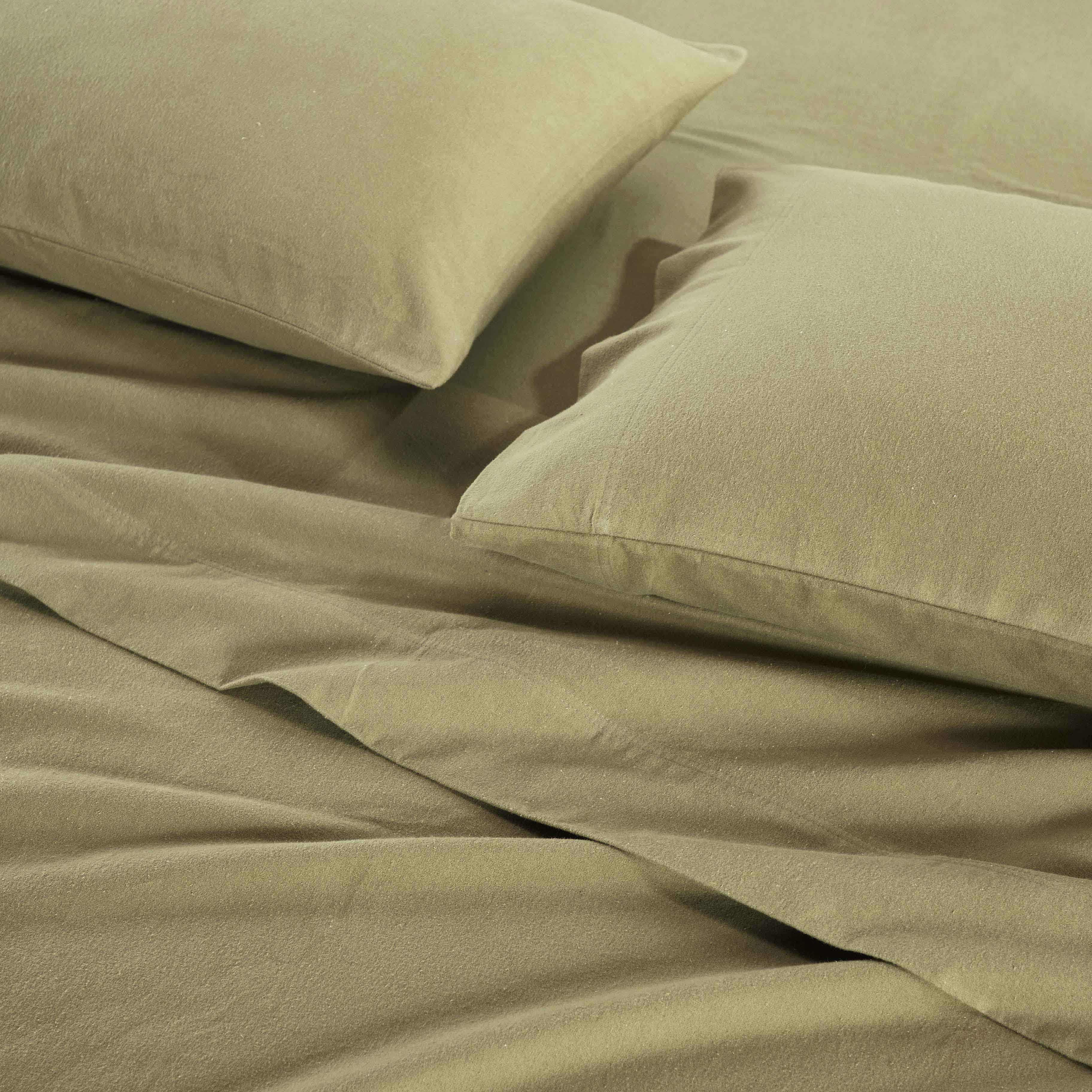 Premium Rome Flannel Cotton Solid Brushed Deep Pocket Sheet Set - Ultra Soft & Cozy Bedding for Winter - Perfect for Master Bedroom, Guest Room & Dorm Use