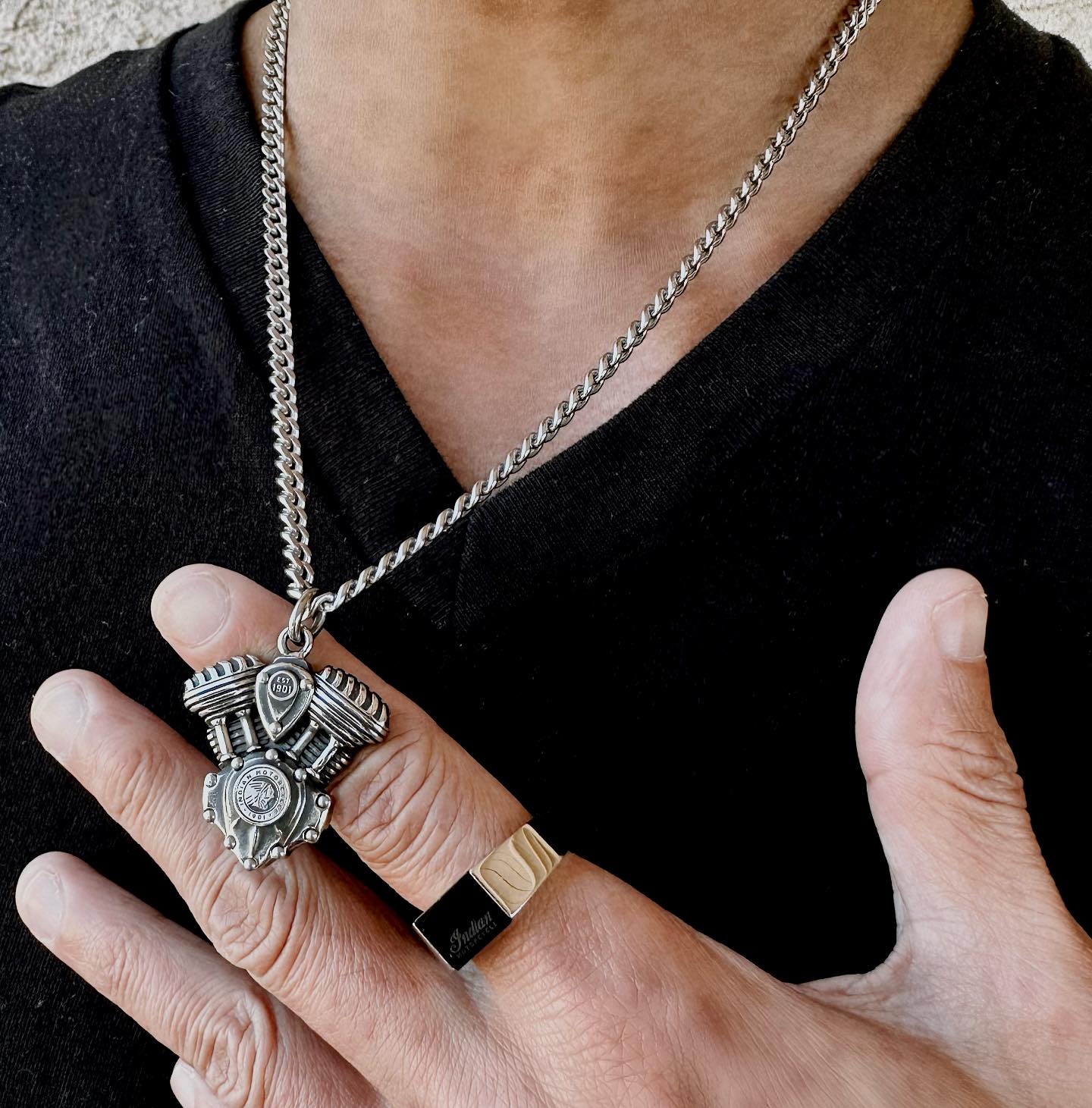 Indian Motorcycle Twin Engine Pendant Necklace for Men - Vintage Biker Jewelry Gift for Riders & Motorcycle Enthusiasts - Perfect for Biker Events, Rallies & Everyday Wear