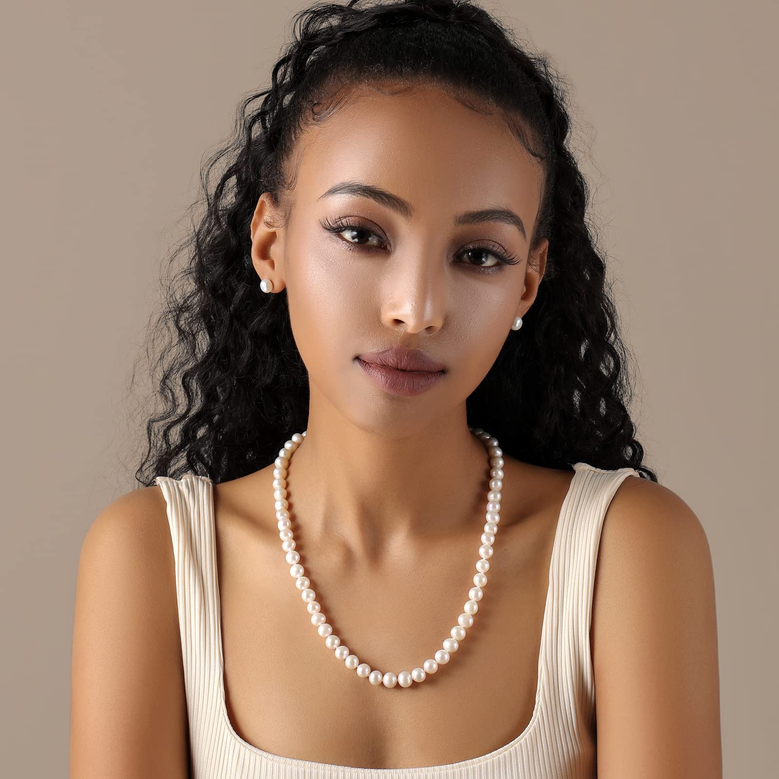 White Freshwater Pearl Necklace with Heart Clasp - Elegant Jewelry Gift for Women