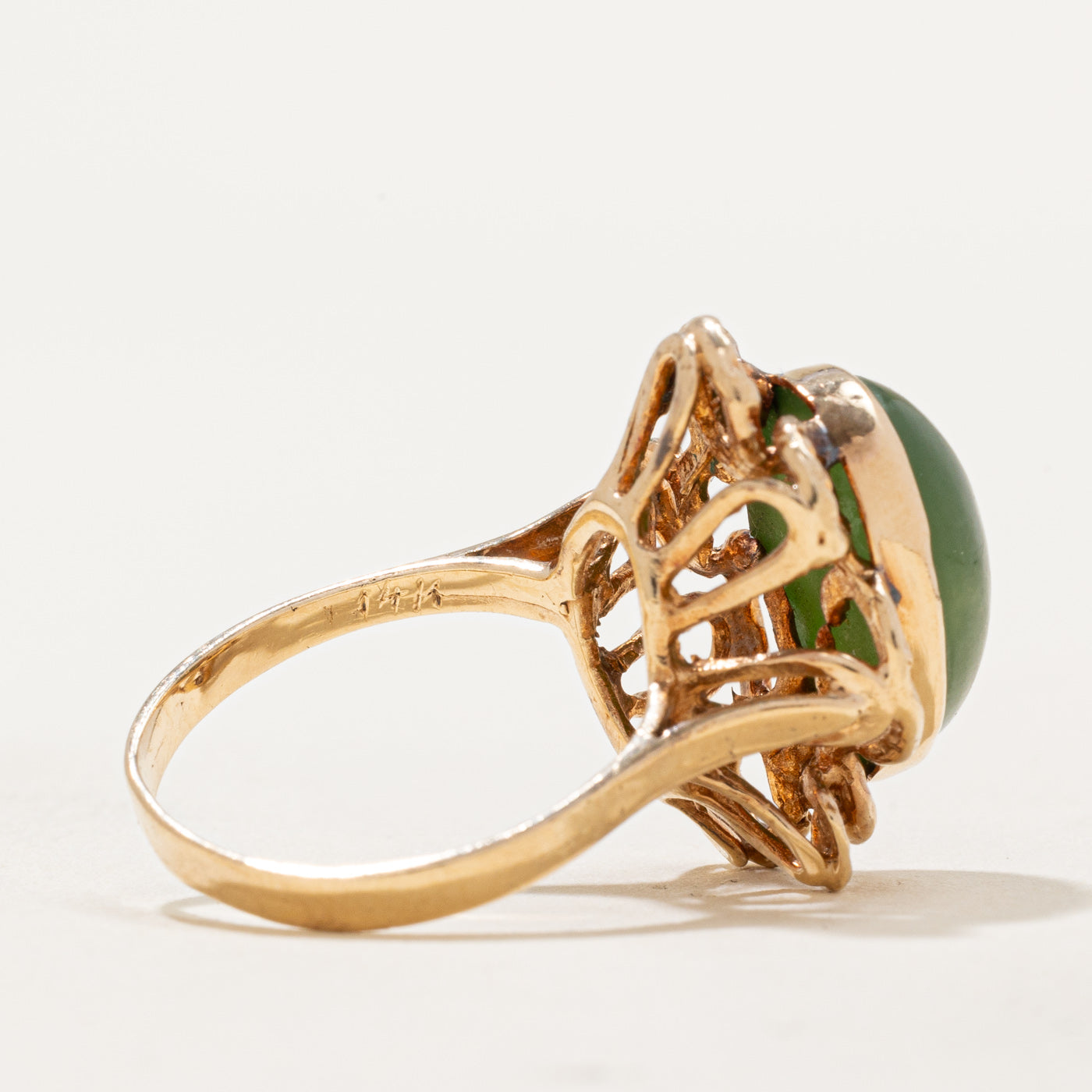 Exquisite Nephrite Jade Openwork Cocktail Ring - 5.50 Carat Natural Stone - Size 5.5 - Elegant Statement Jewelry for Evening Parties & Special Occasions