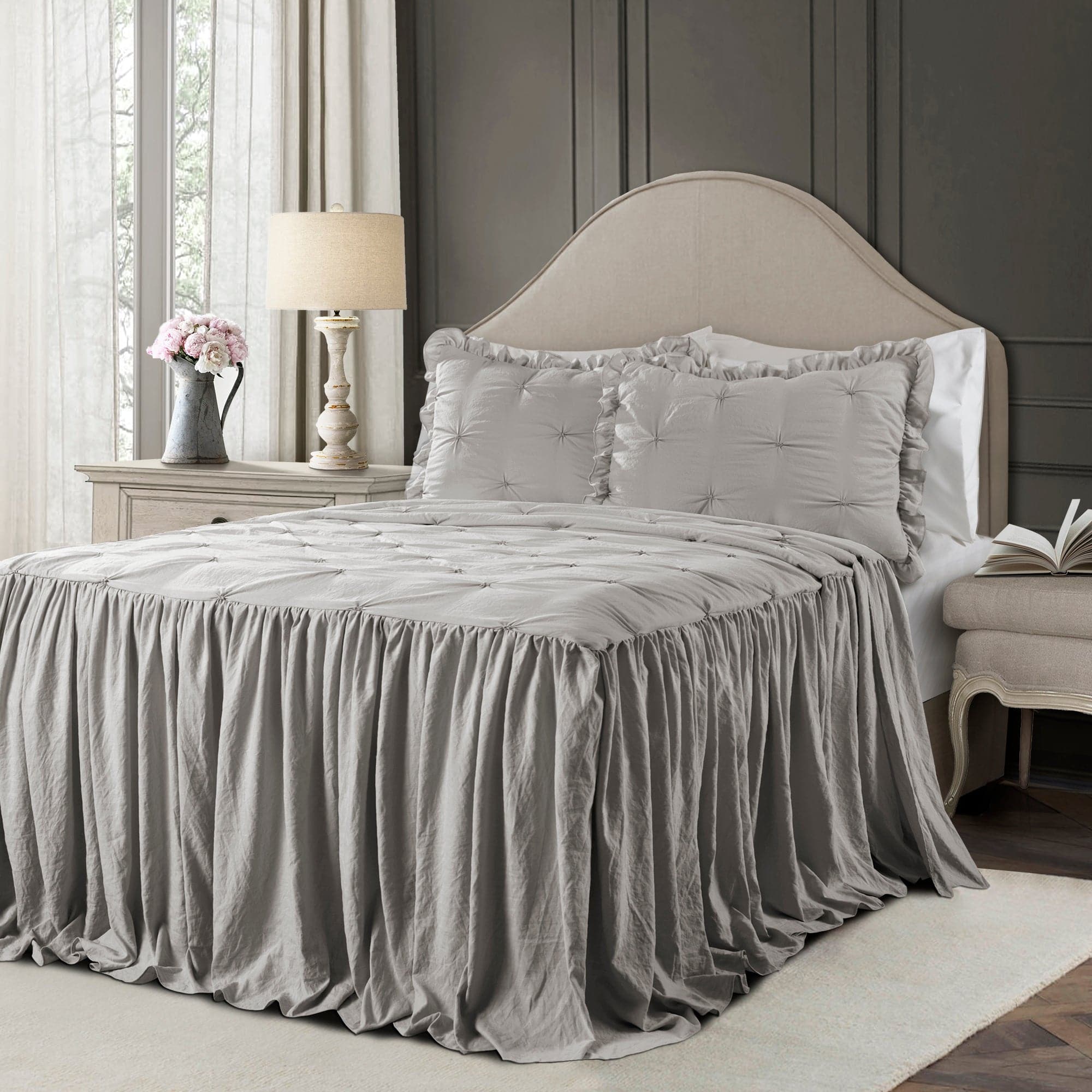 Ravello Pintuck Ruffle Skirt Bedspread Set - Elegant Queen Size Bedding with Ruffled Design for Master Bedroom Decor | Perfect for Guest Rooms, Hotels & Luxury Home Styling