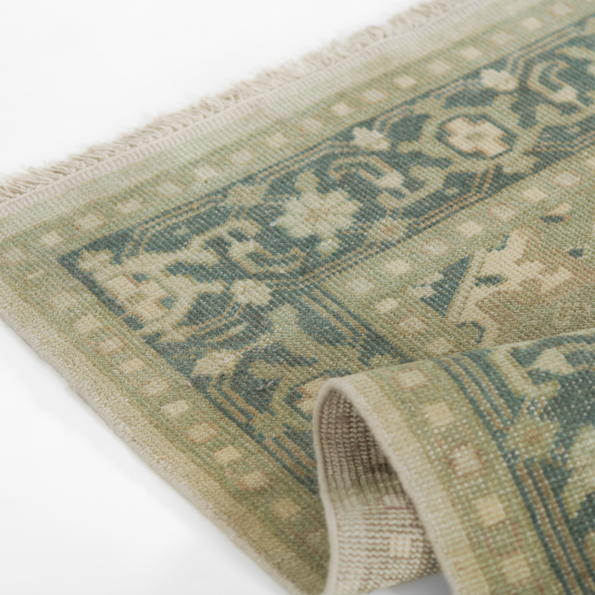 Hand-Knotted Wool Area Rug in Concord Green - Soft & Durable for Living Room, Bedroom, or Office Decor