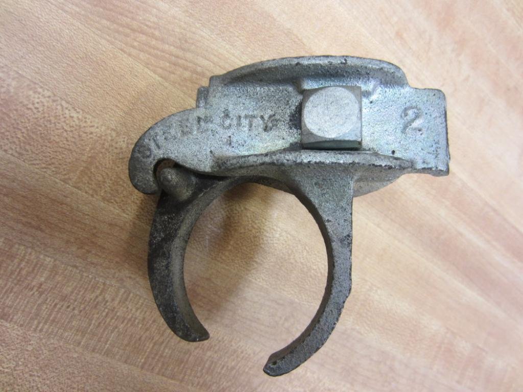 Steel City EC-2 Heavy Duty Pipe Clamps (12-Pack) - Industrial Strength Clamping for Woodworking, Metalworking, and Construction Projects