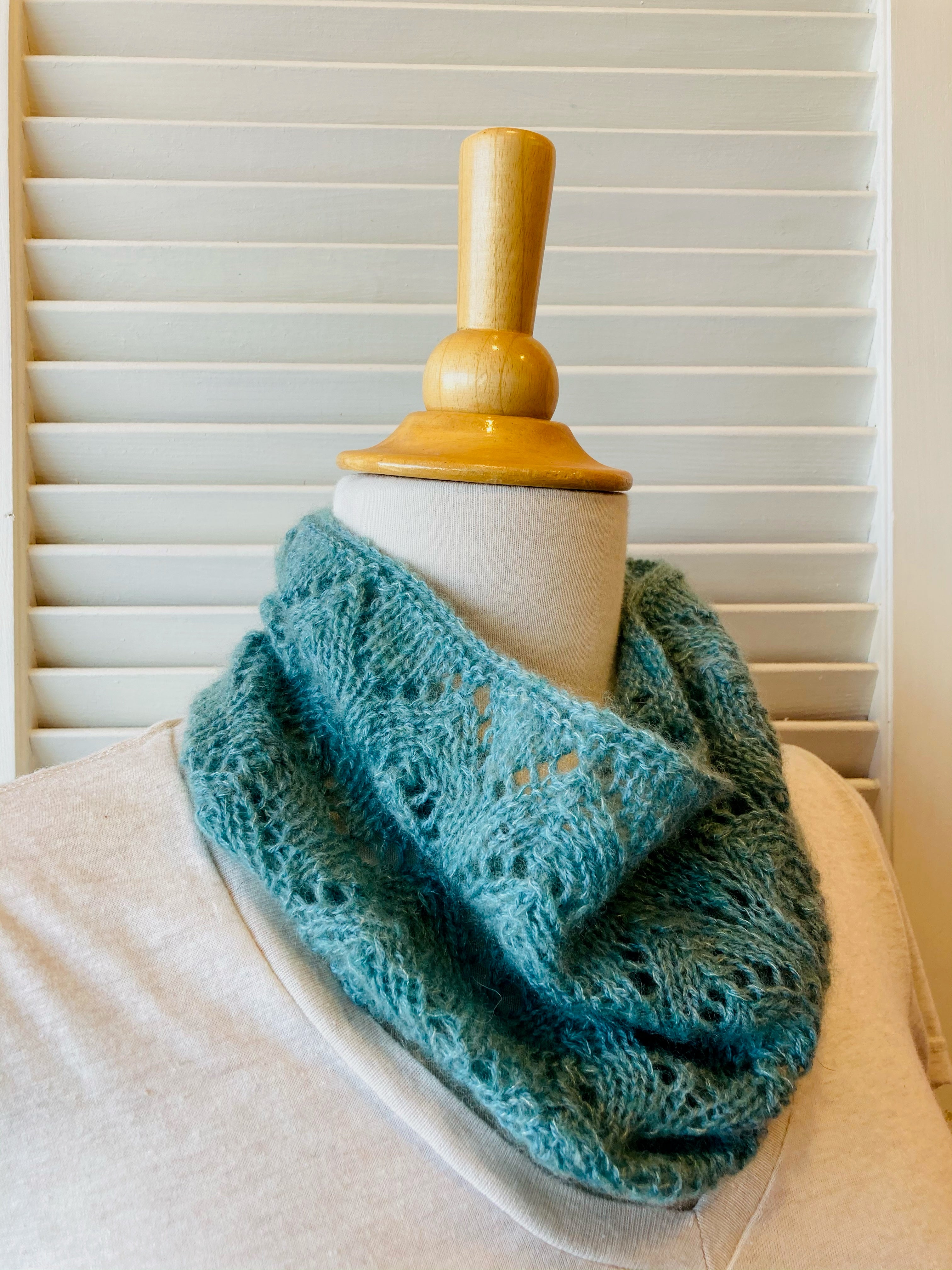 Sweet Shop Patterns Samoa Dunes Cowl Knitting Pattern - Paper Copy for Cozy Winter Scarves & Fashionable Accessories