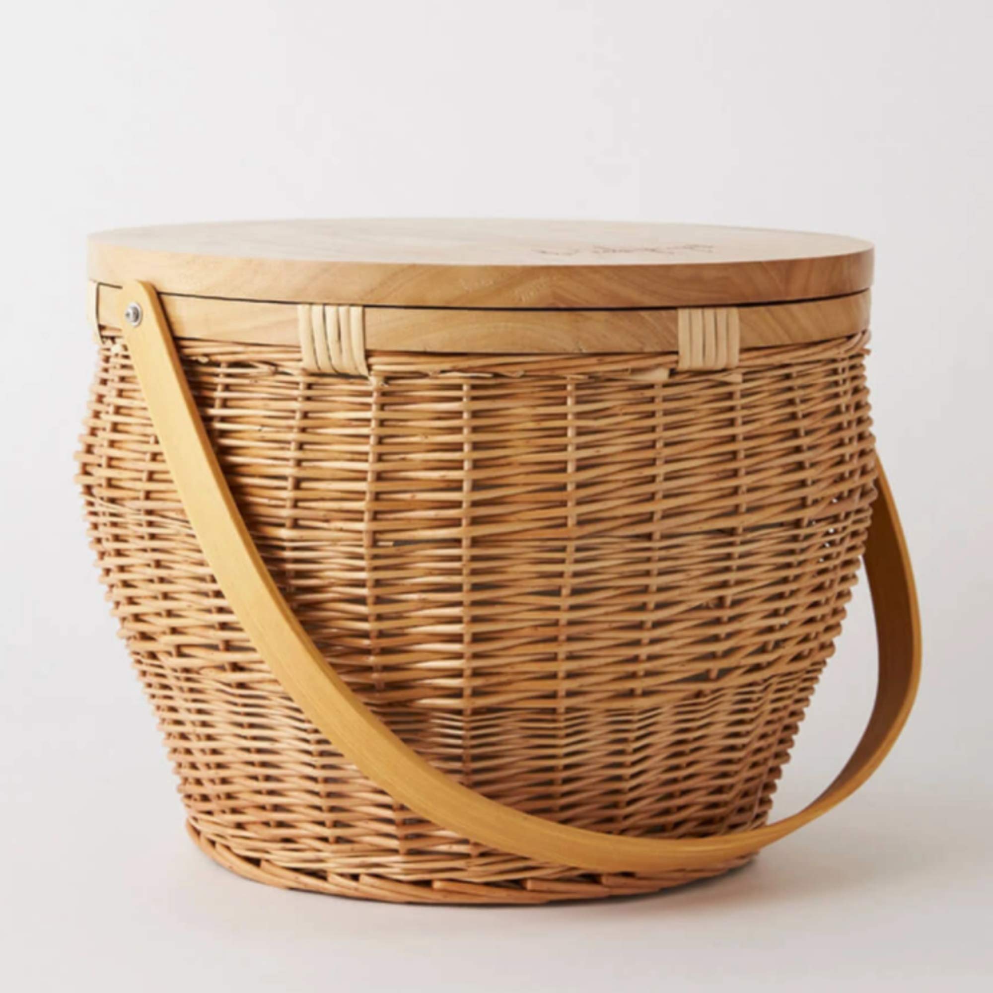 Gatherose Insulated Picnic Basket with Lid and Handle - Large Handmade Wicker Picnic Cooler for Outdoor, Camping, Beach, Picnics, and Parties - Perfect for Food Storage and Al Fresco Dining