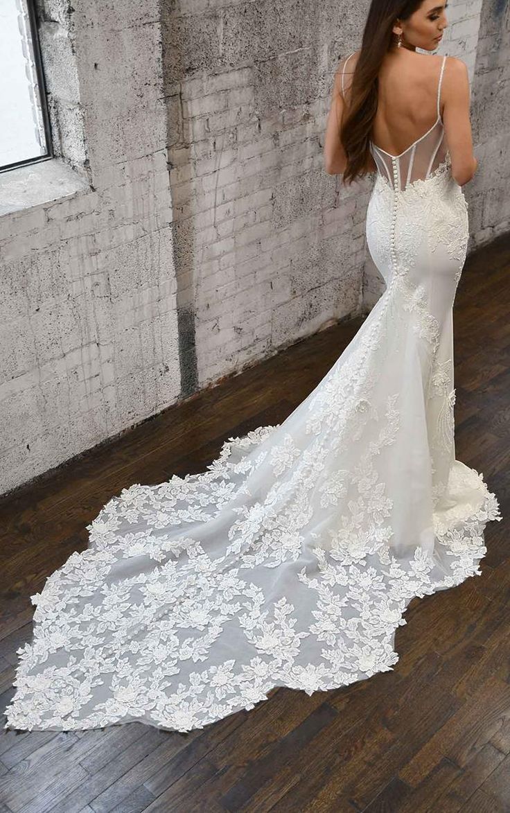 Martina Liana 1390 Wedding Dress - Elegant A-Line Lace Bridal Gown for Church Ceremony & Formal Reception