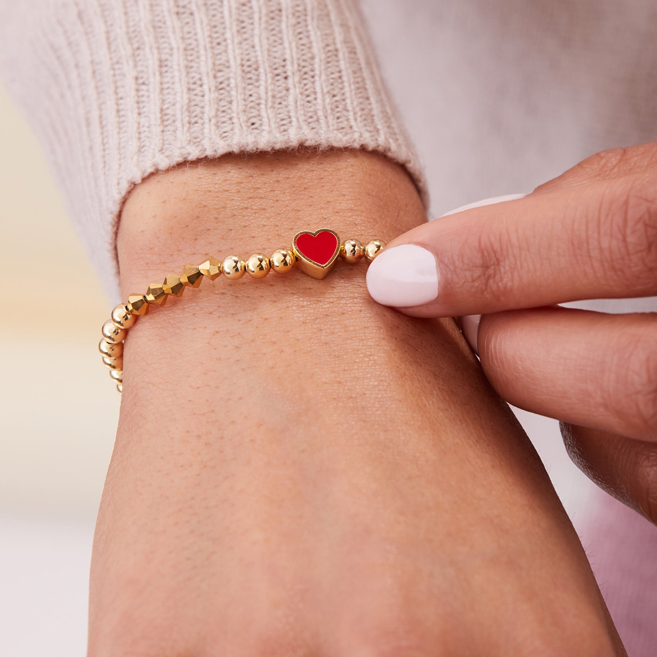 Red Heart Stretch Bracelet - Adjustable Elastic Beaded Bracelet for Women & Girls - Perfect for Valentine's Day, Mother's Day Gifts & Everyday Fashion Accessory