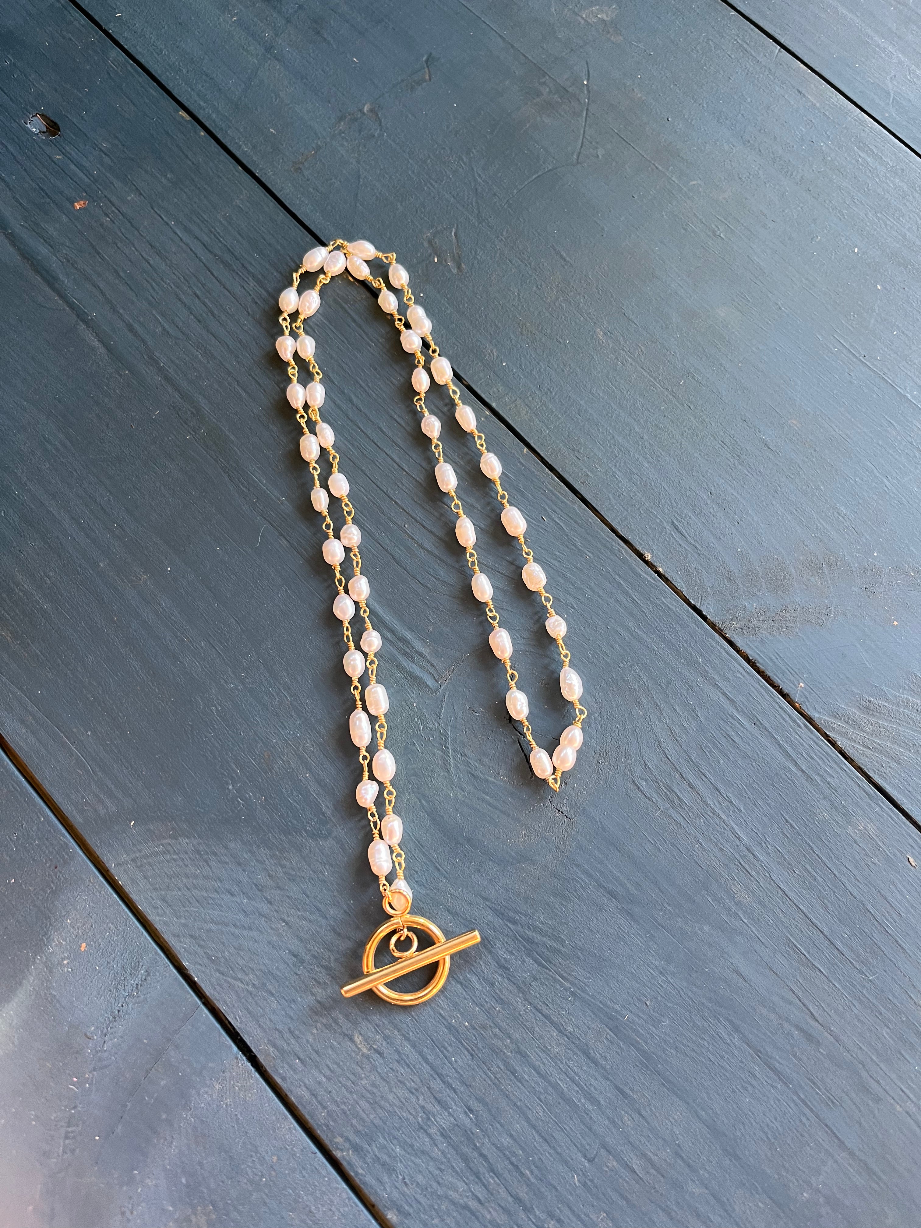 Virgo Moon Lariat Necklace - Dainty Zodiac Jewelry for Women - Perfect for Everyday Wear & Special Occasions