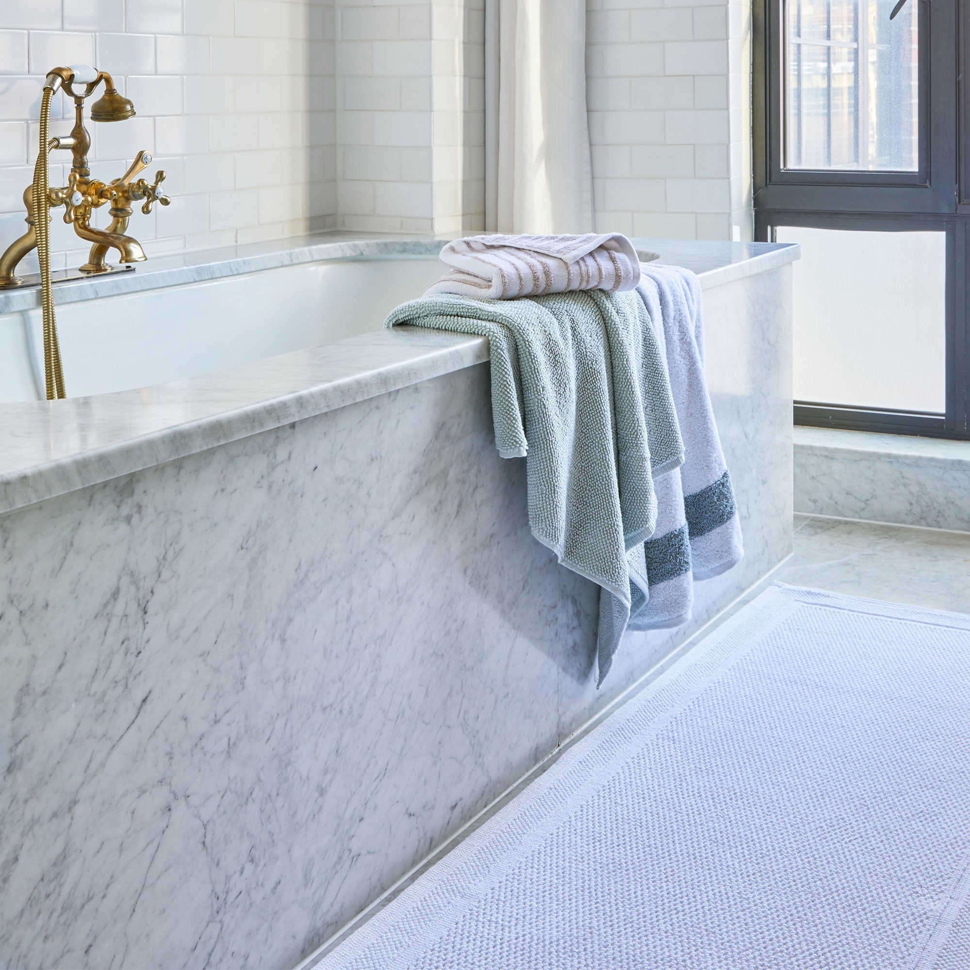 Premium Kassatex Athens Bath Rugs - Super Absorbent, Non-Slip Bathroom Mat for Shower & Tub - Soft Microfiber Cotton Blend for Home, Spa & Hotel Use