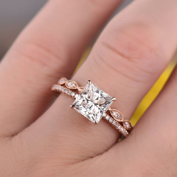 2 Carat Princess Cut Moissanite Engagement Ring Set with Rose Gold Accent & Diamond Side Stones - Perfect for Proposals, Weddings & Anniversary Gifts