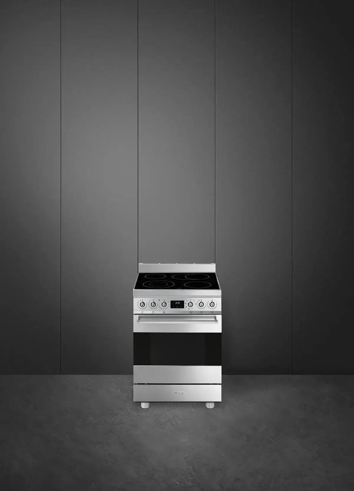 Smeg 60cm Classic Ceramic Freestanding Cooker - Stainless Steel Finish | Professional Gas Range for Home Kitchen | Perfect for Baking, Roasting & Family Cooking