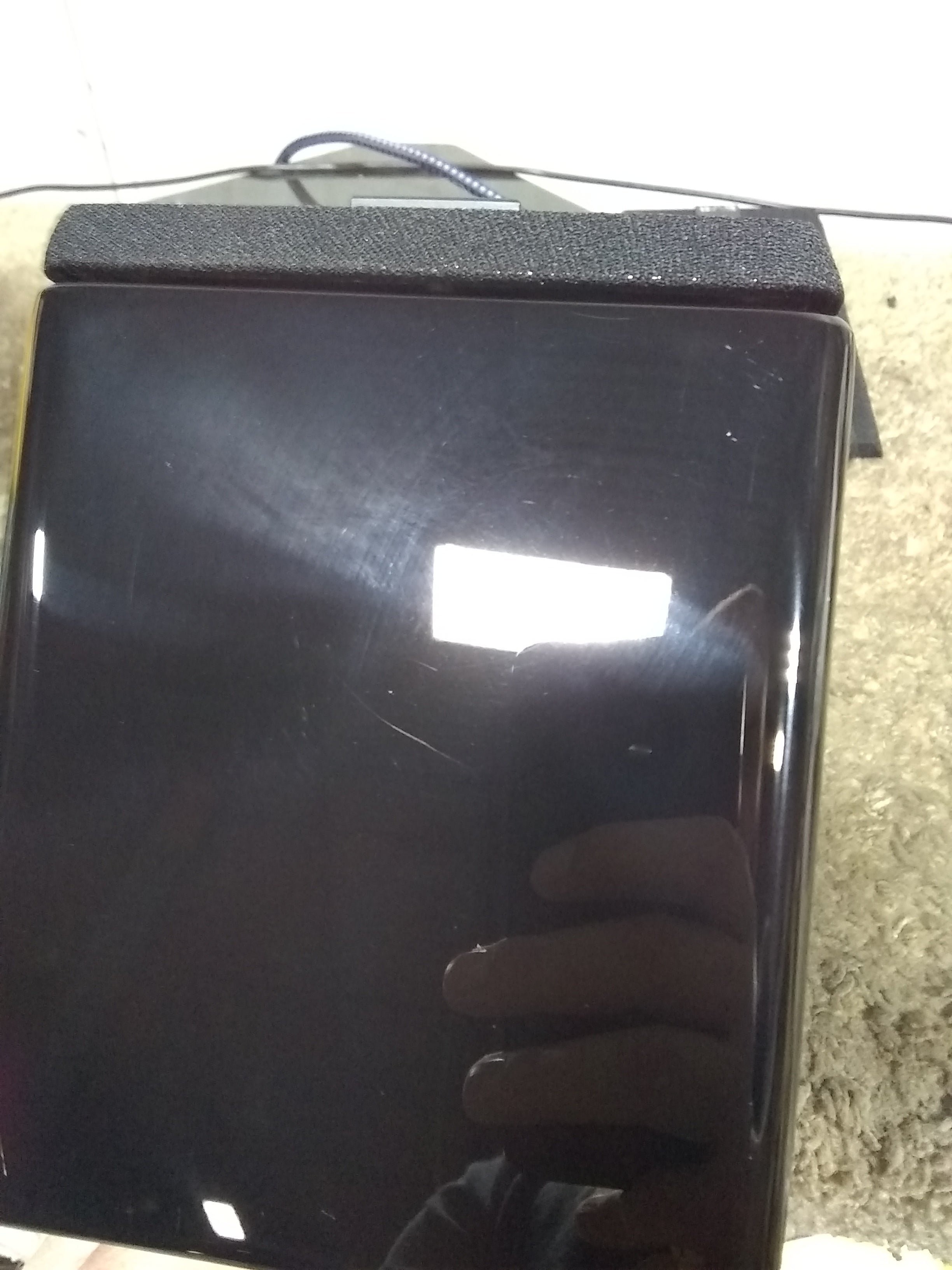 Prime Satellite Piano Gloss Outlet 1001 - High-Quality Power Outlet for Home & Office Use