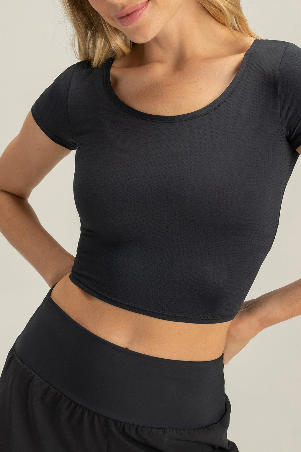 Women's Sexy Skin Crop Top - Sleeveless Tight Fitted Shirt for Gym, Yoga & Night Out | Fashion Summer Tops for Women