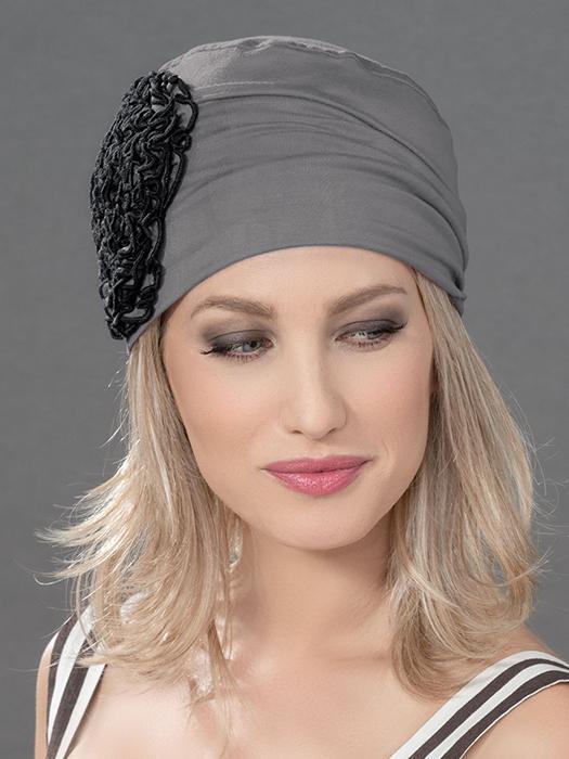 Premium Cayenne Synthetic Hairpiece for Women - Natural Looking Heat Resistant Wigs for Daily Wear, Cosplay & Costume Parties