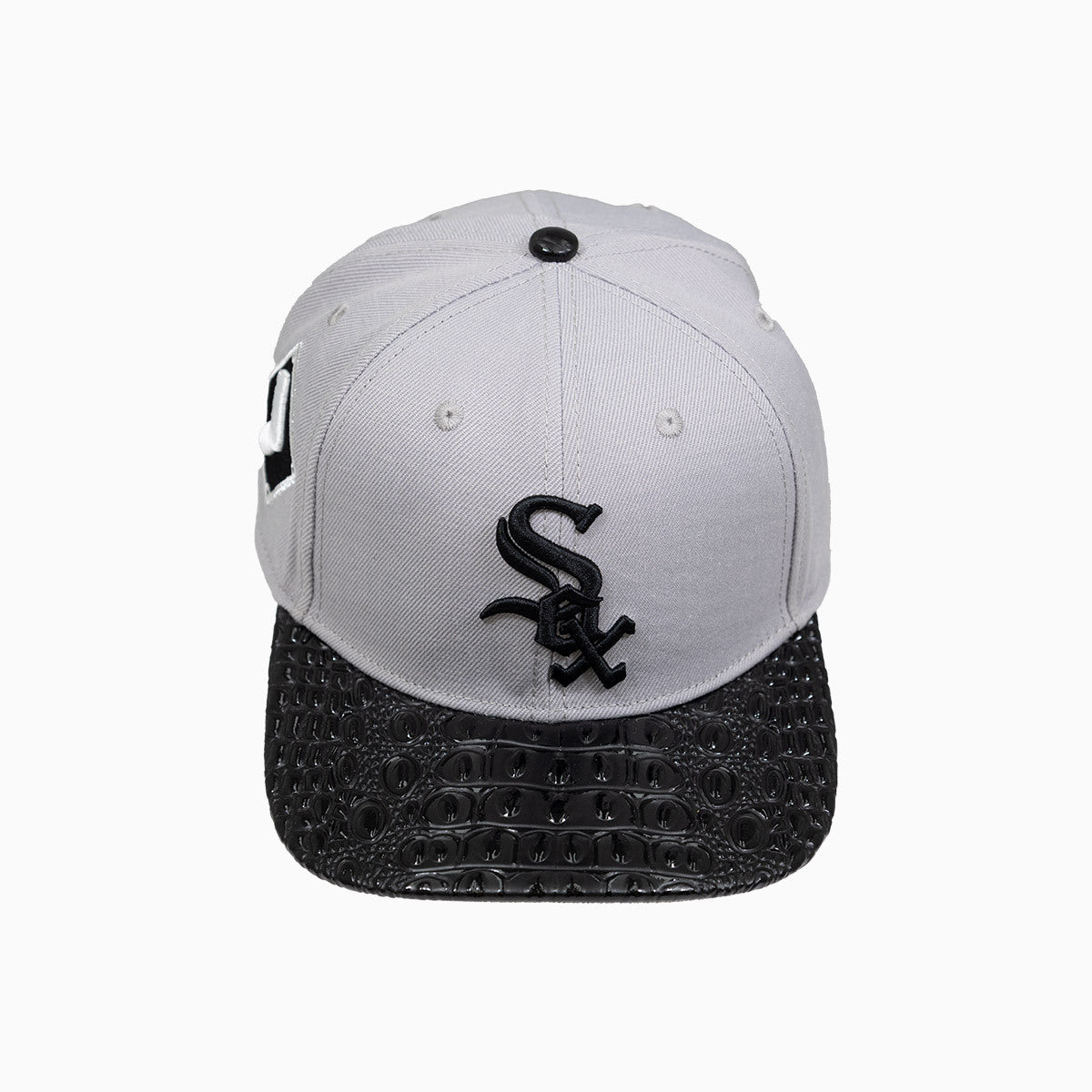 Chicago White Sox Baseball Cap with Genuine Leather Visor - Adjustable Snapback Hat for Men & Women - Perfect for Games, Outdoor Sports & Casual Wear