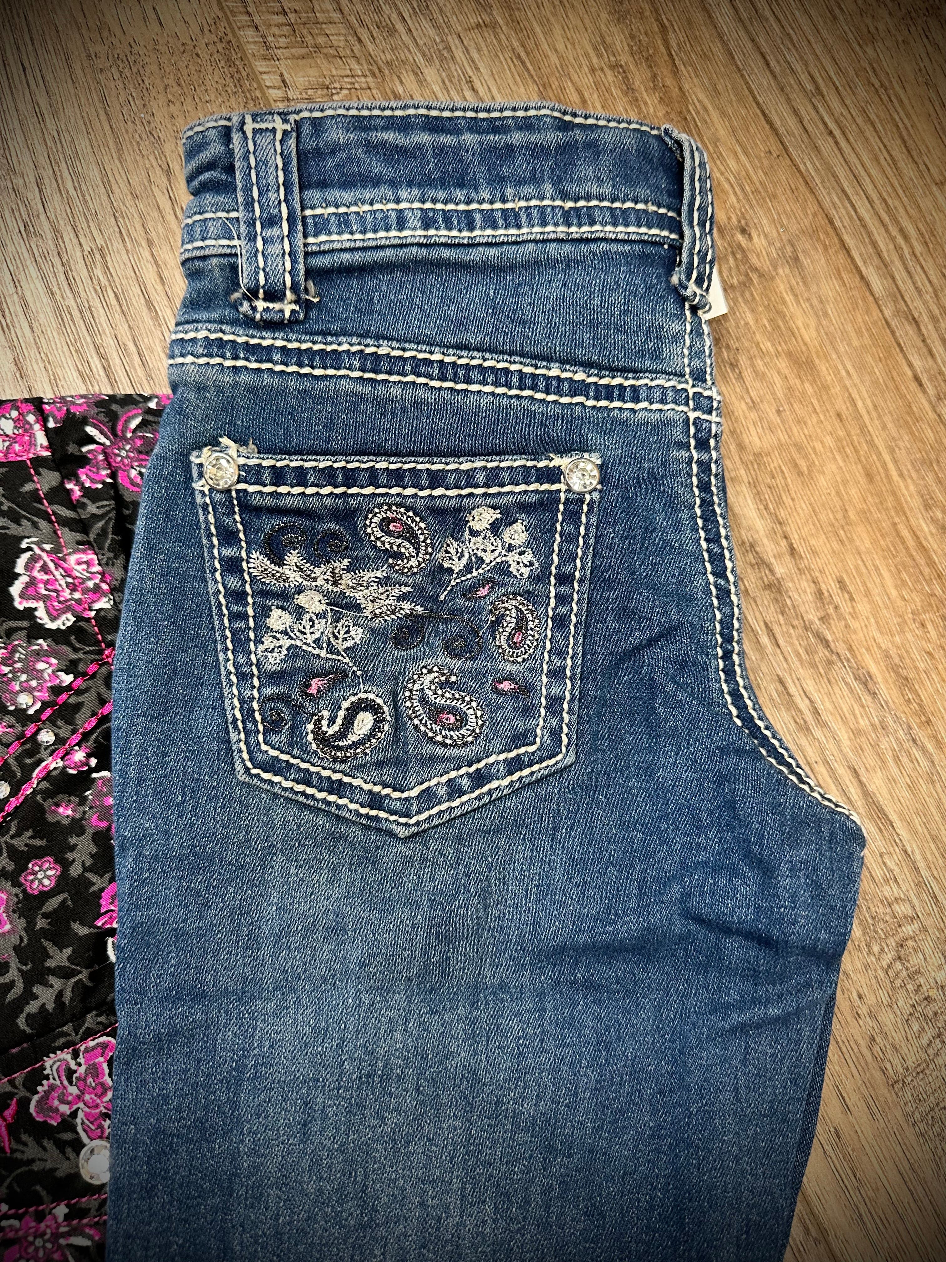 **Boys' Toddler Vine Paisley Jeans - Stylish & Comfortable Denim Pants for Kids - Perfect for Playdates, School & Everyday Wear**    （如果原始标题中的