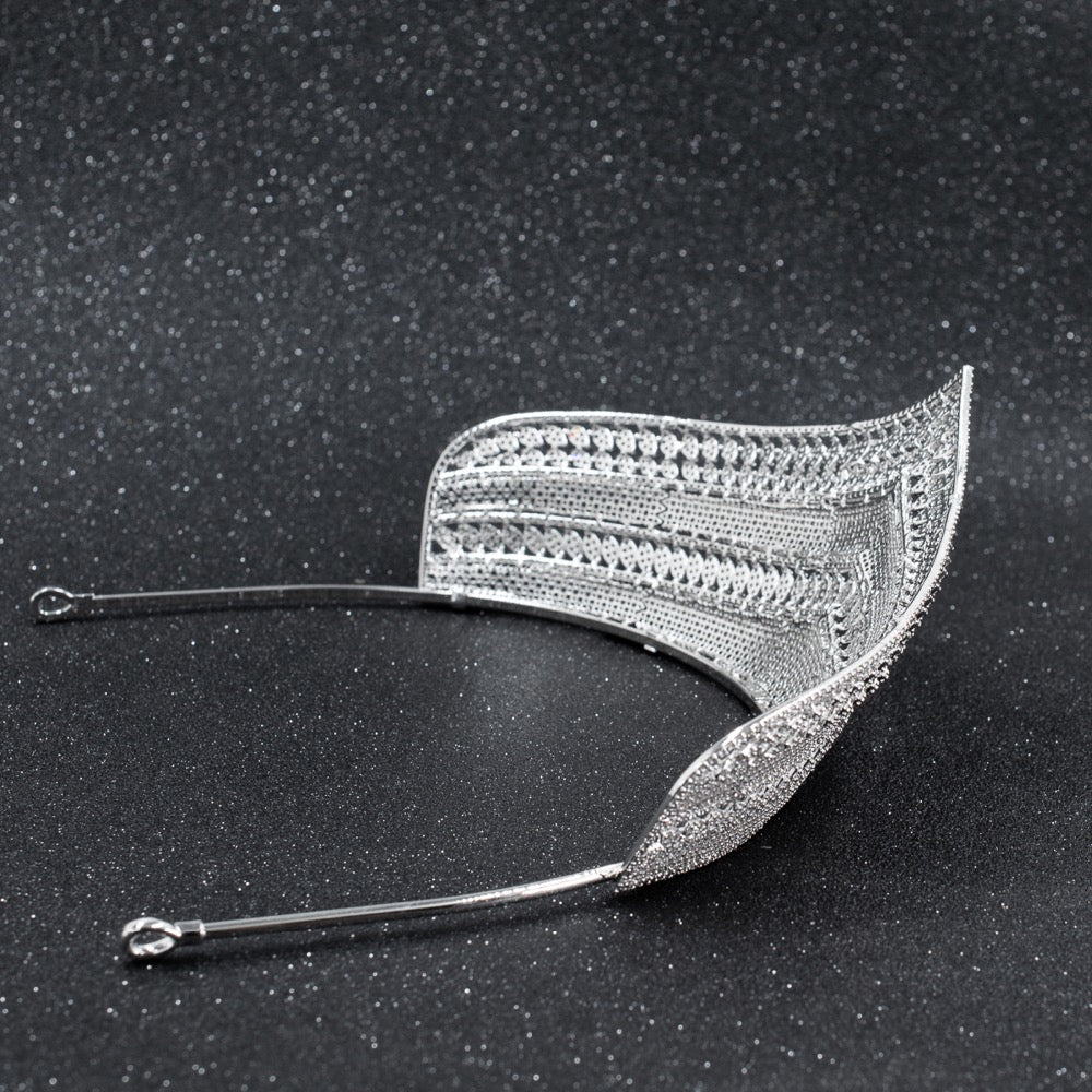 Elegant Cubic Zirconia Wedding Bridal Tiara - Sparkling Big Diadem Hair Accessories for Bride, CH10224 | Perfect for Weddings, Prom, Pageants & Special Occasions