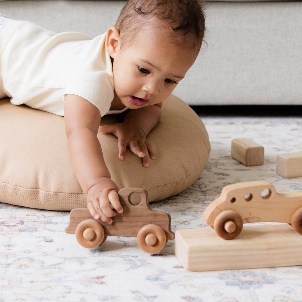 Premium Set of 3 Natural Wooden Toy Cars for Kids - Eco-Friendly Push & Pull Vehicles for Toddlers - Perfect for Birthday Gifts, Nursery Decor & Pretend Play