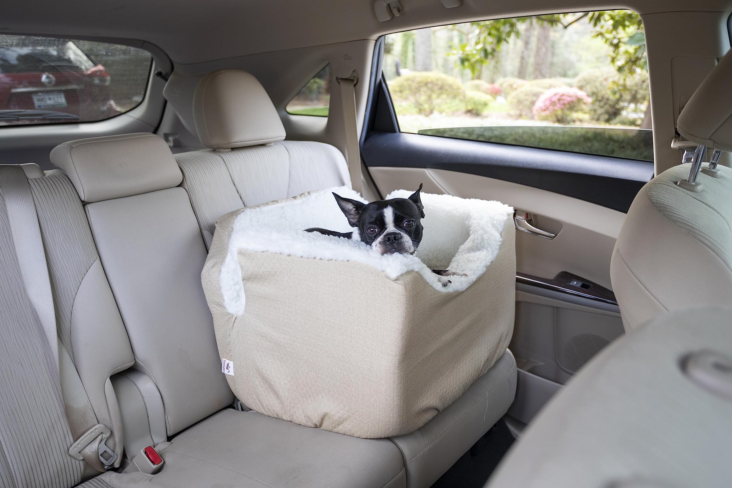 Snoozer Lookout I Dog Booster Car Seat for Small Dogs Under 25lbs - Medium Size Birch Diamond Fabric Pet Car Seat - Helps Prevent Dog Motion Sickness - Removable Washable Cover - Perfect for Road Trips, Vet Visits & Daily Car Rides