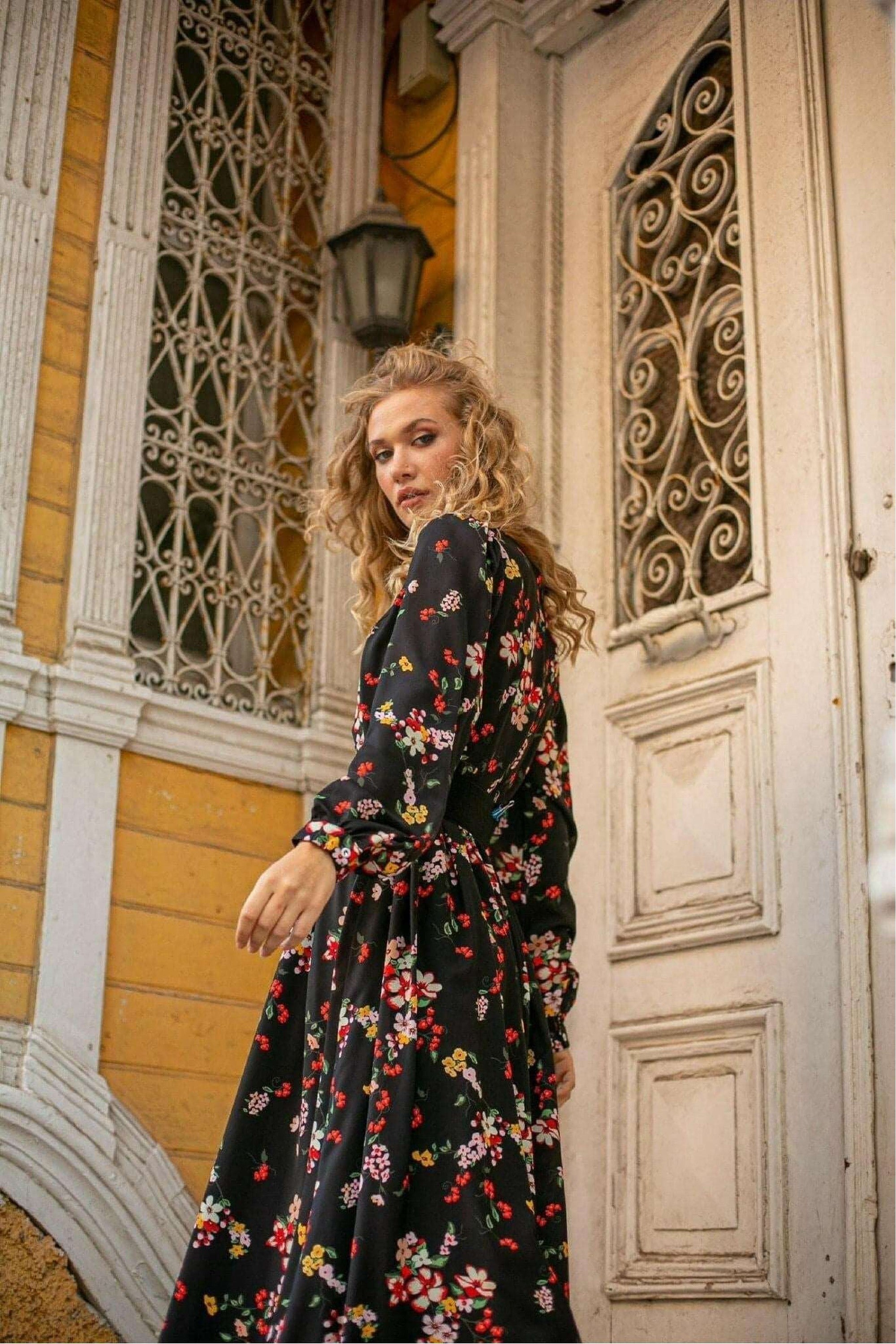 Kelsi Floral Long Maxi Dress with Long Sleeves - Elegant Boho Summer Dress for Women, Beach Wedding Guest Outfit, Vacation & Party Wear