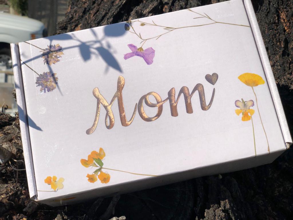 Luxury Mother’s Day Gift Box – Organic Handmade Skincare & Spa Set with Natural Ingredients | Perfect for Relaxation, Self-Care & Pampering Gifts